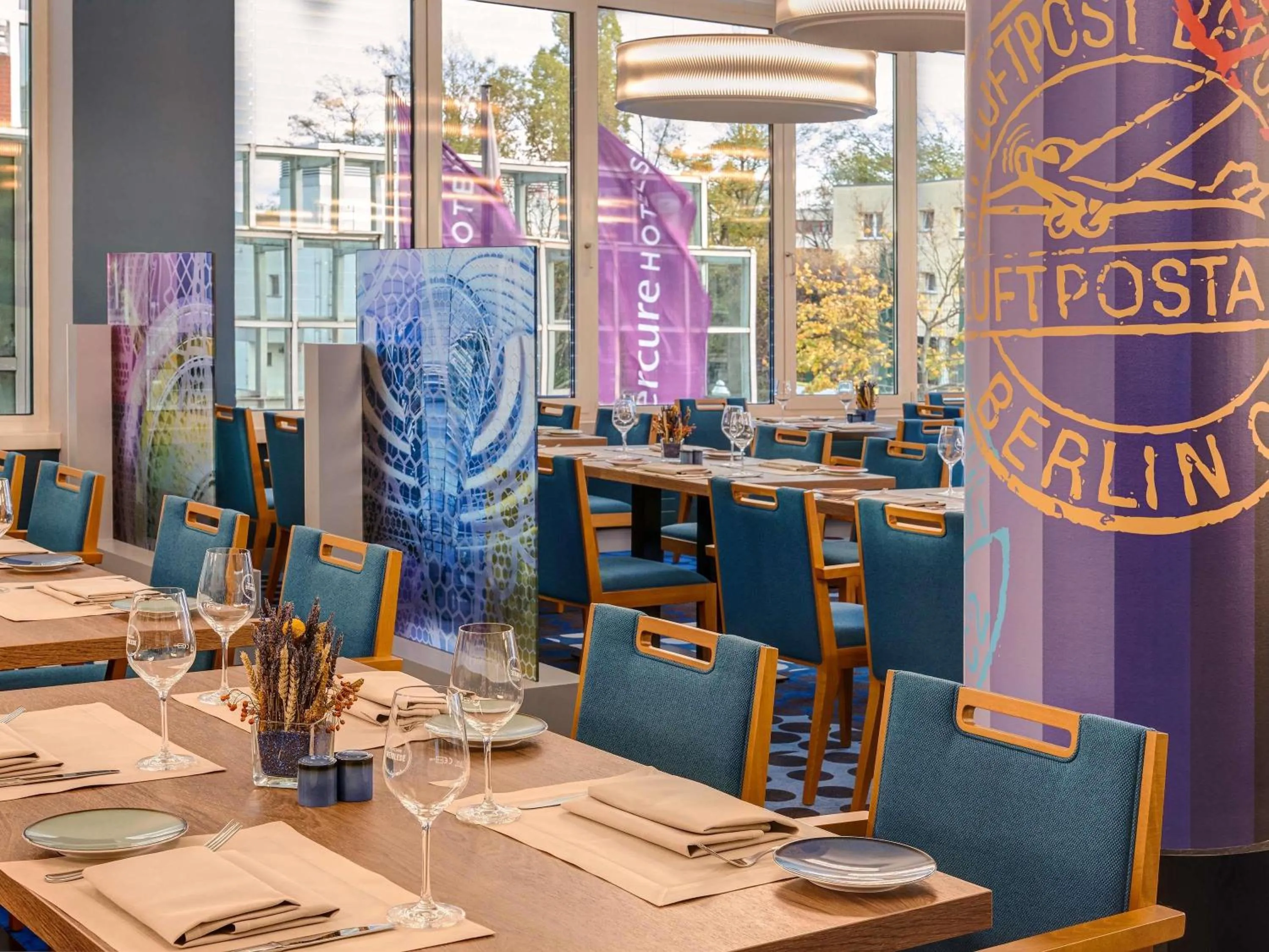 Restaurant/places to eat in Mercure Hotel Berlin Tempelhof