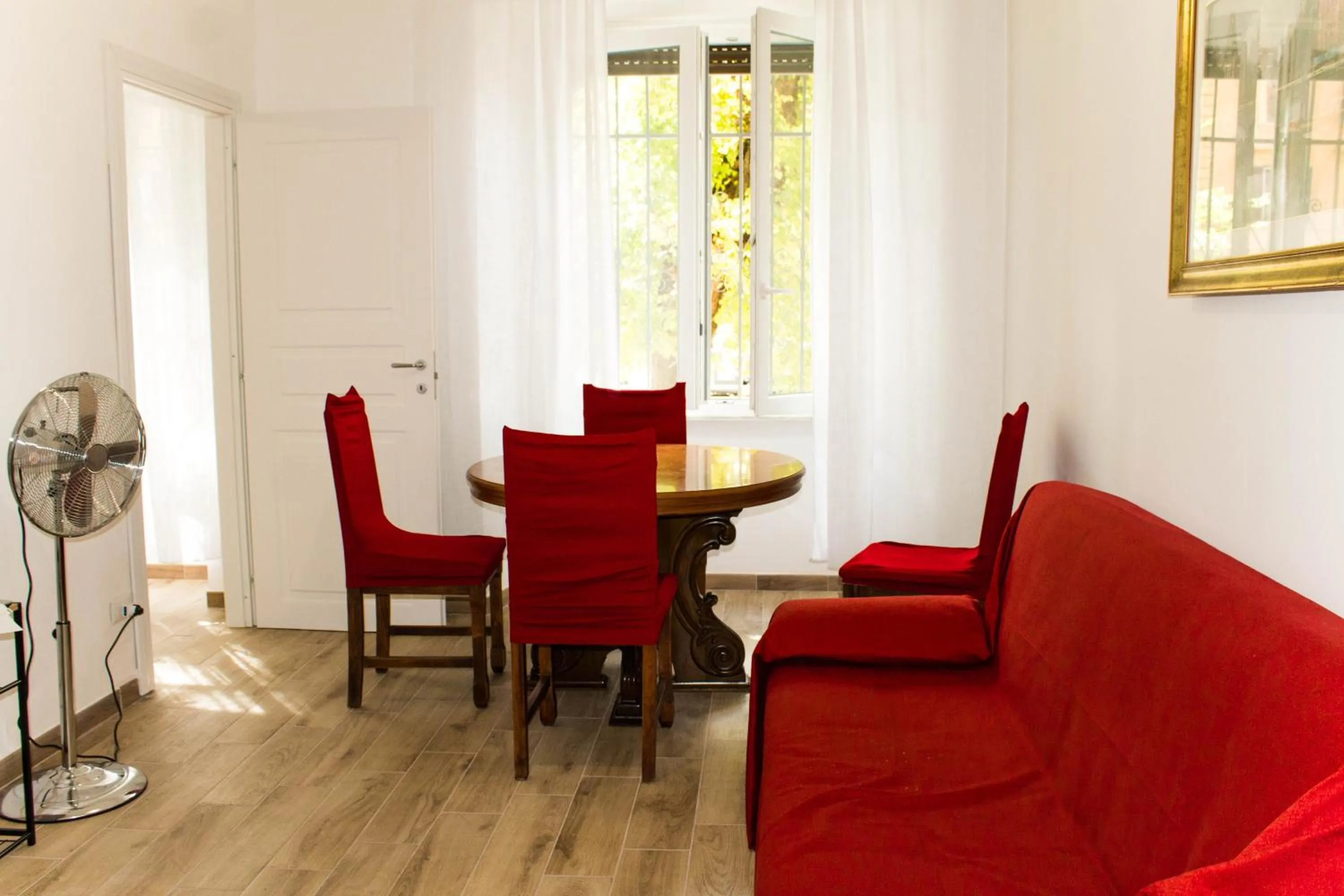 Living room in Daffodil in Roma San Pietro