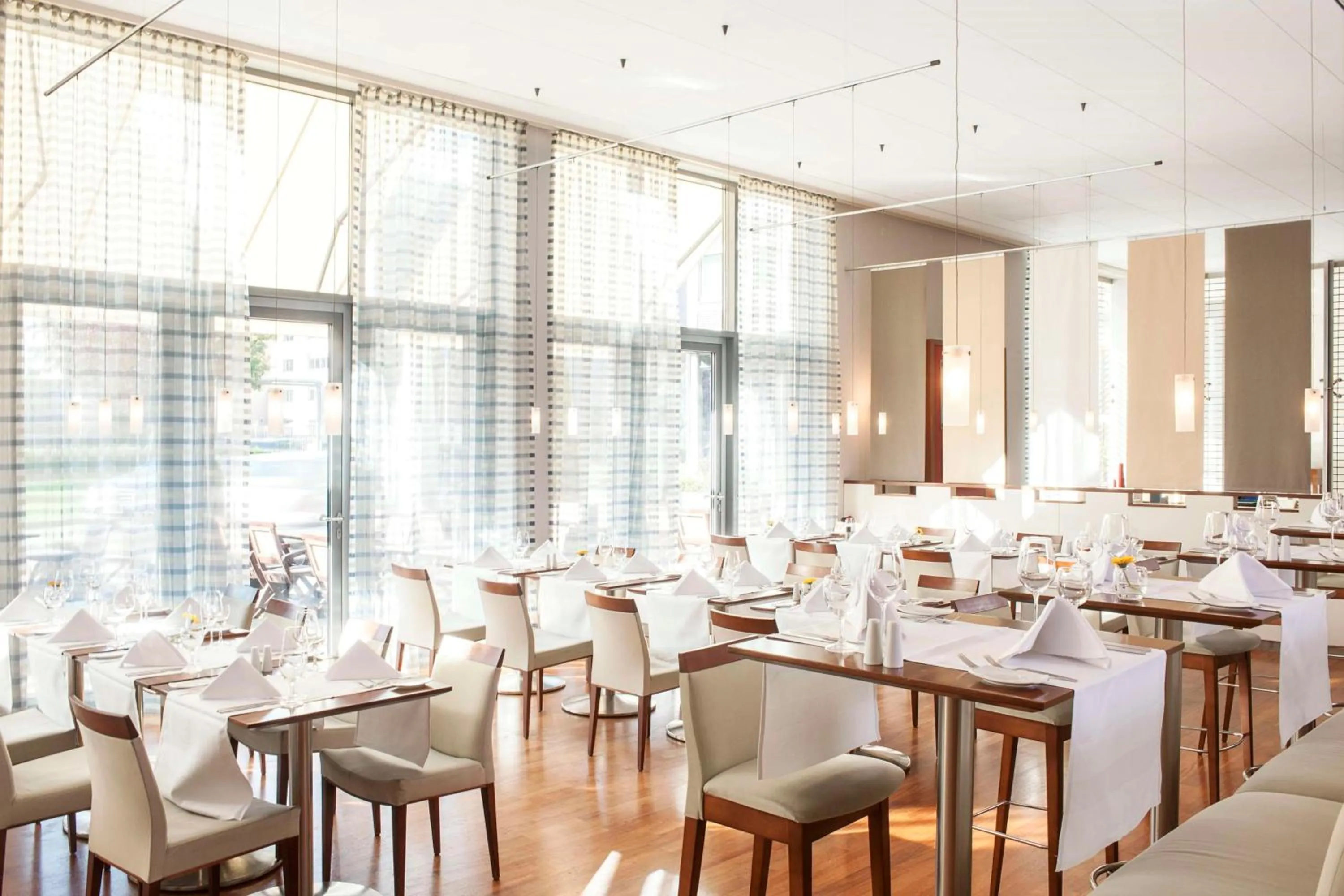 Restaurant/places to eat in NH Frankfurt Niederrad