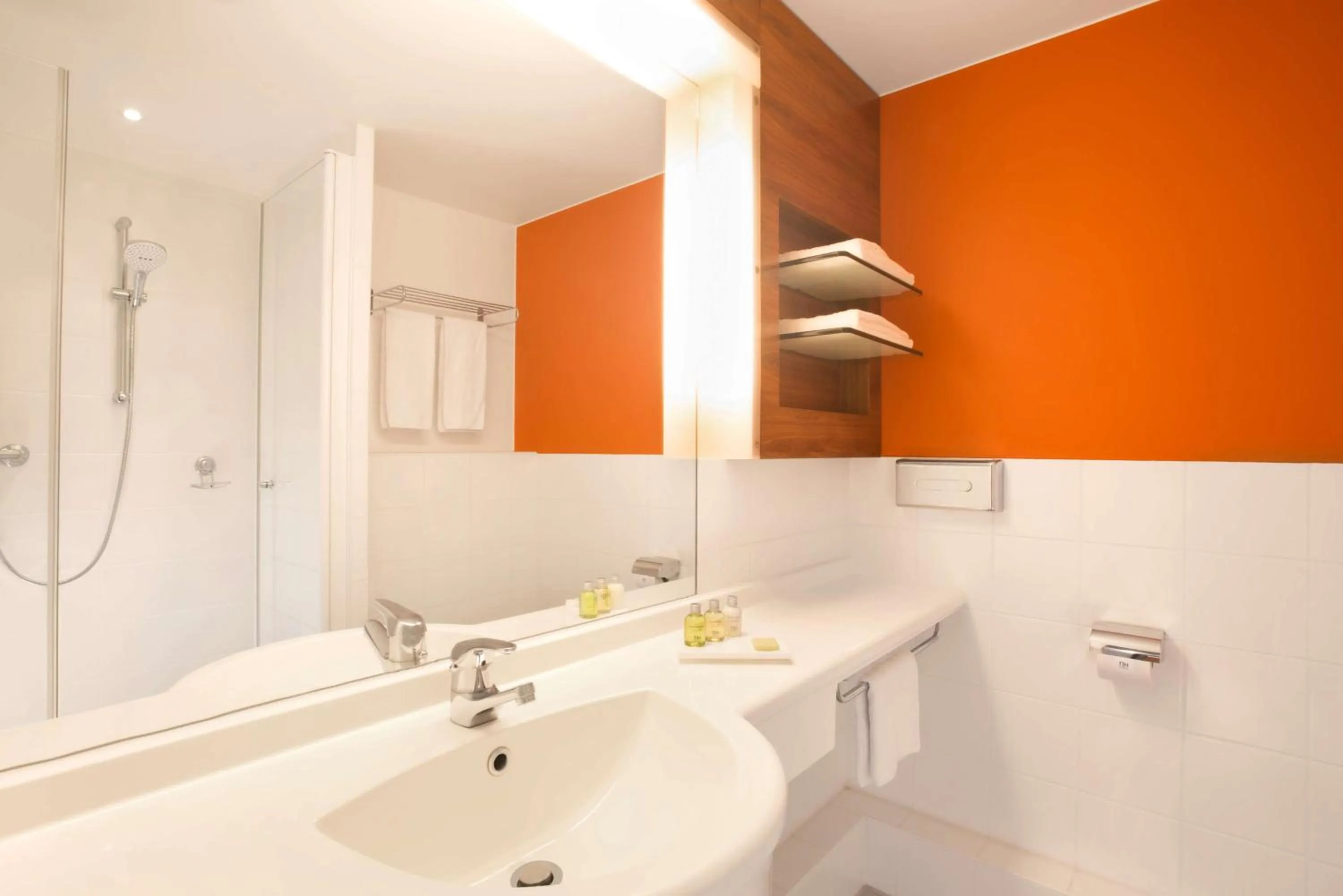 Bathroom in NH Frankfurt Niederrad