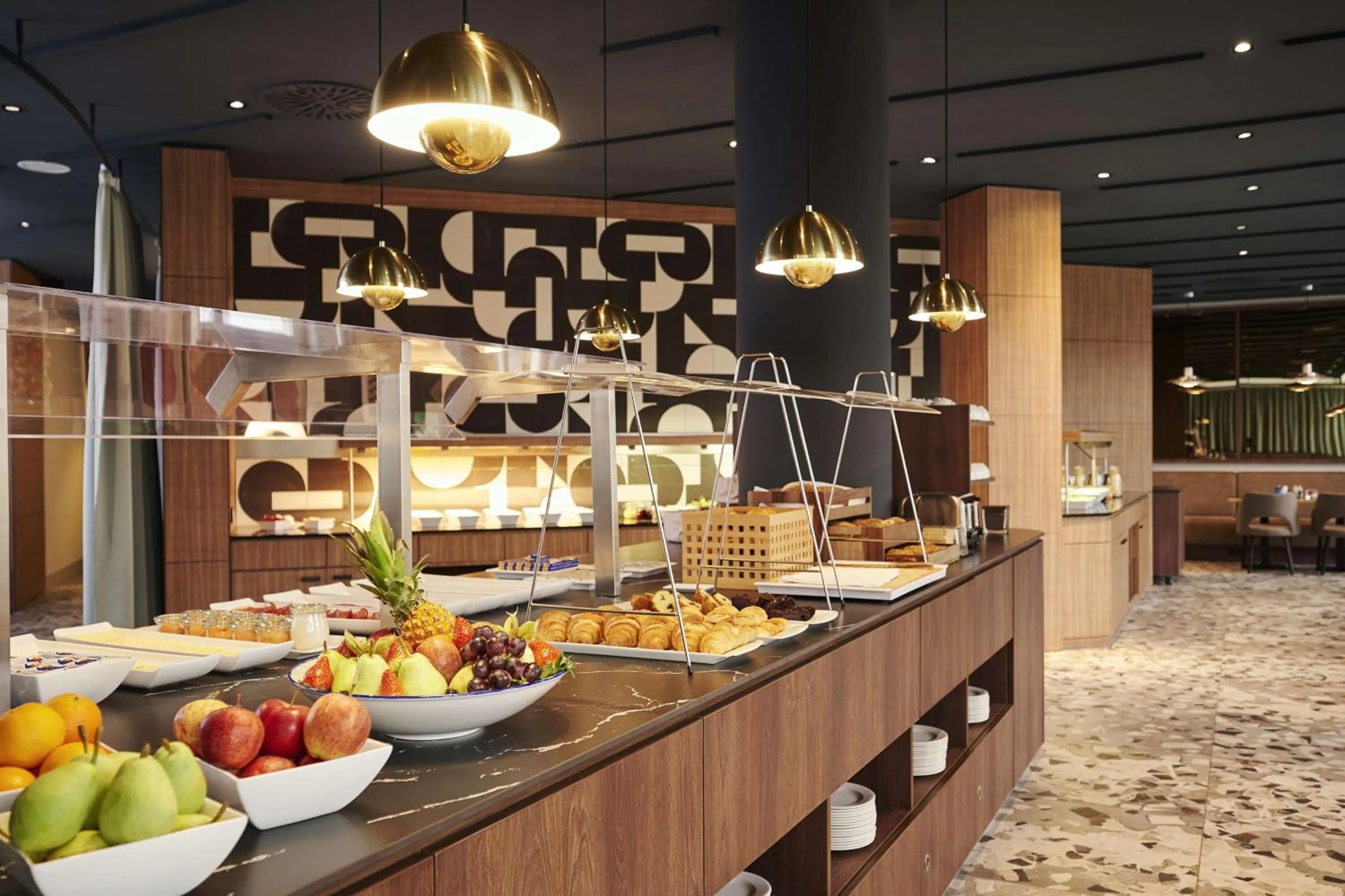 Breakfast in NH Frankfurt Airport