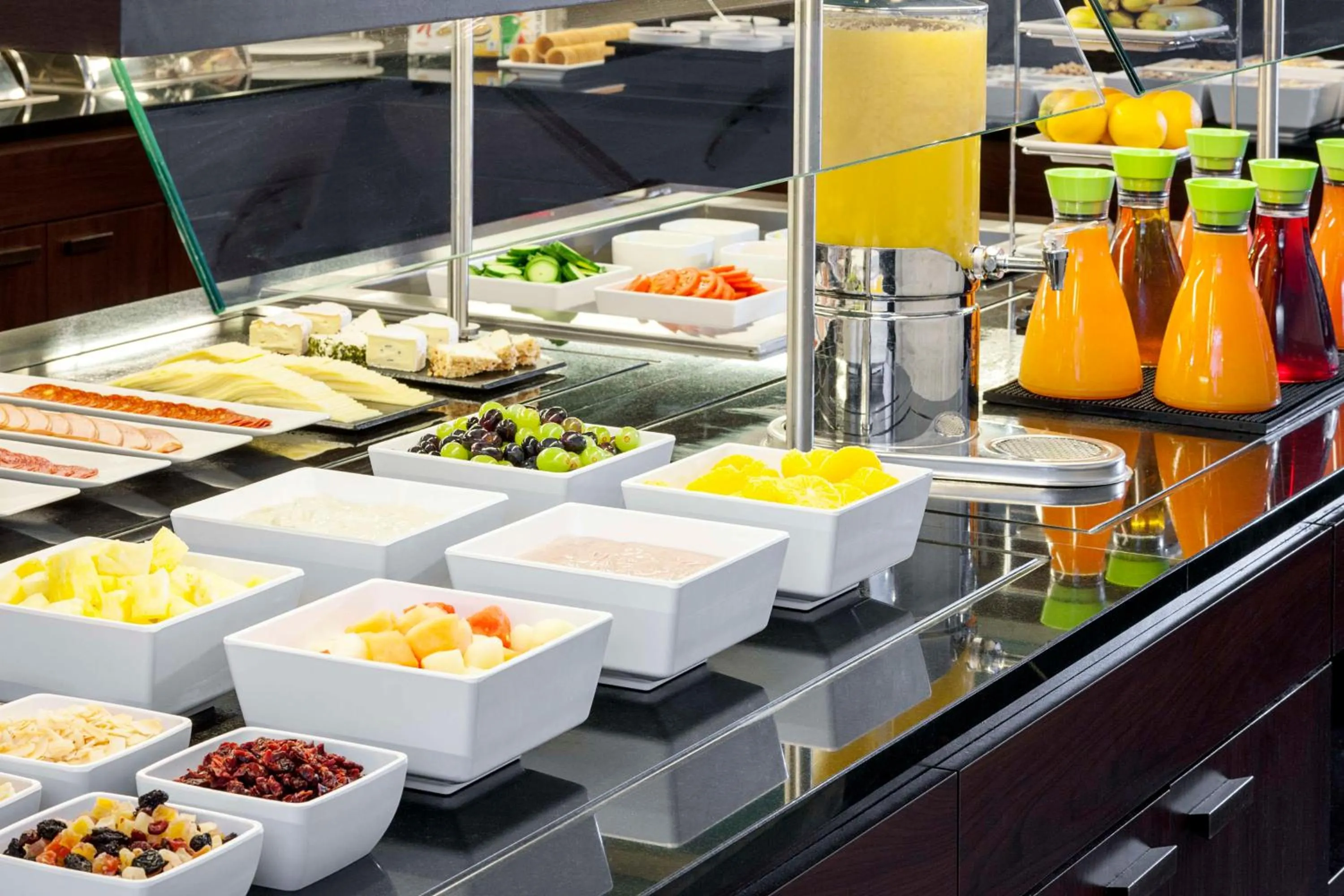 Breakfast in NH Hamburg Altona