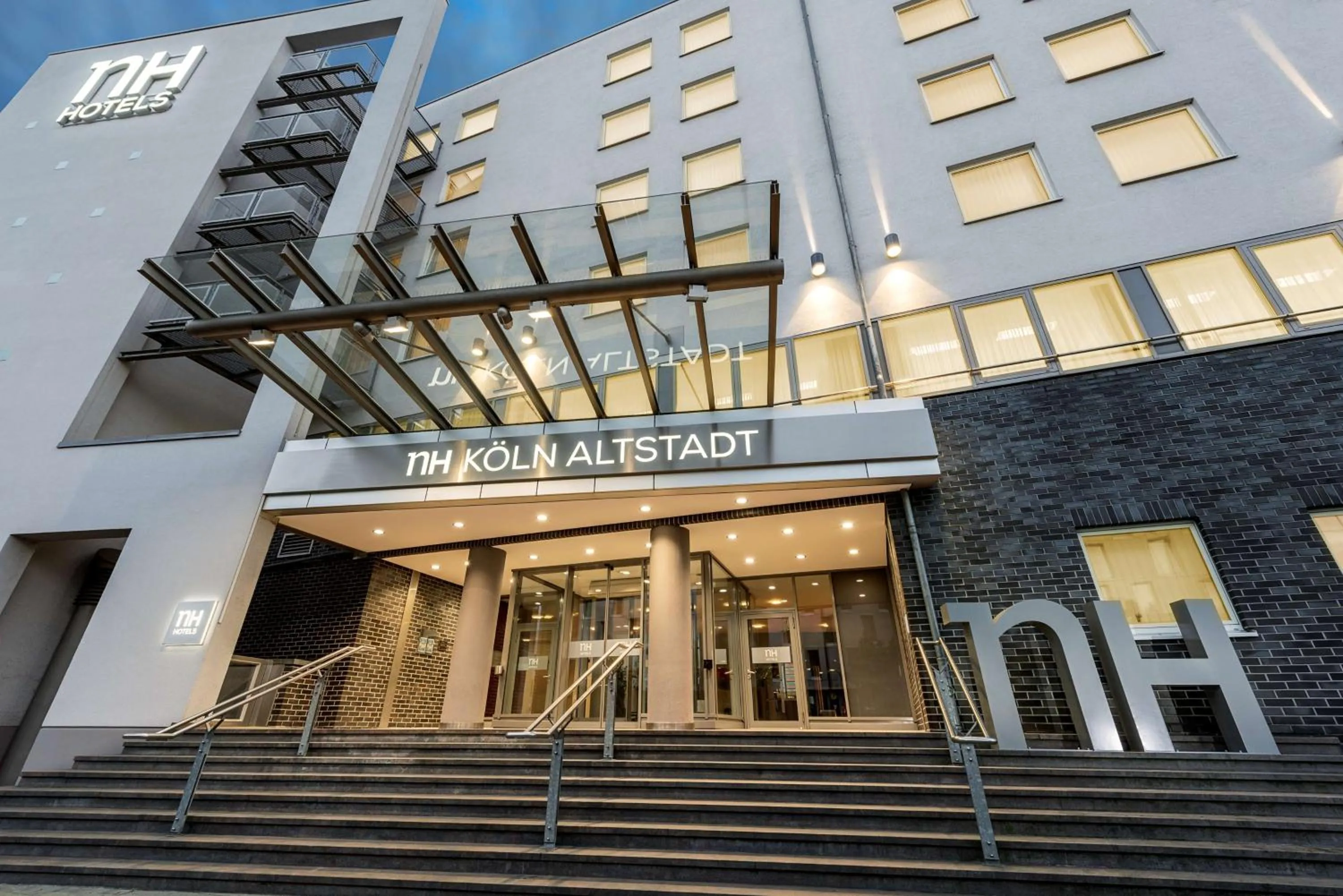 Property building in NH Köln Altstadt