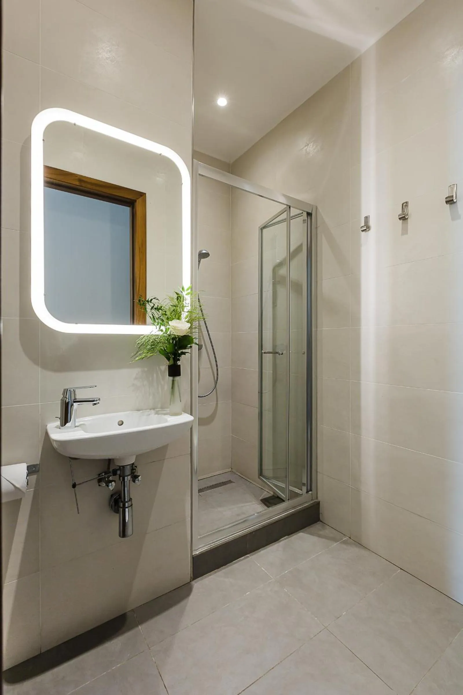 Two Pillows Boutique Hostel