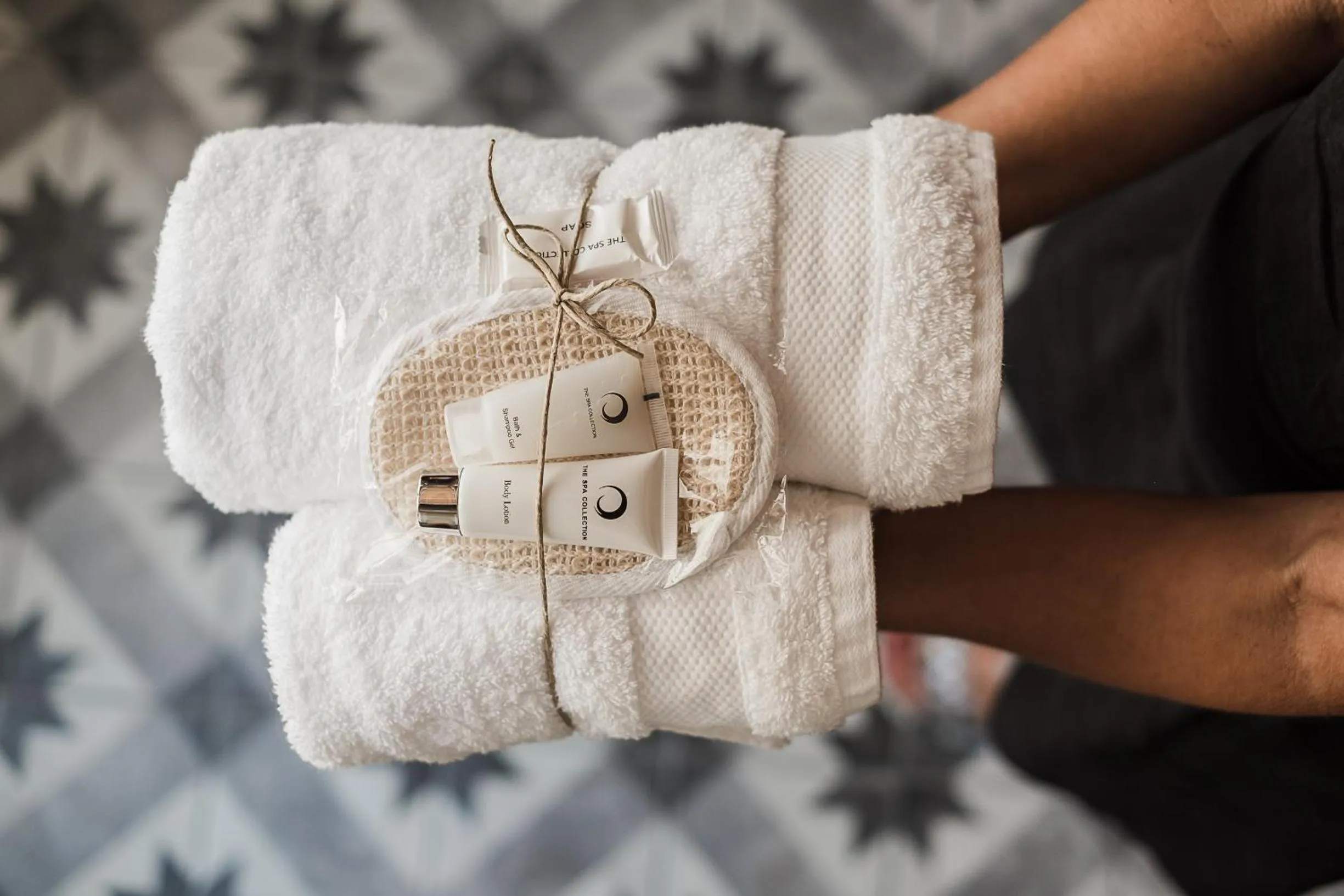 Two Pillows Boutique Hostel