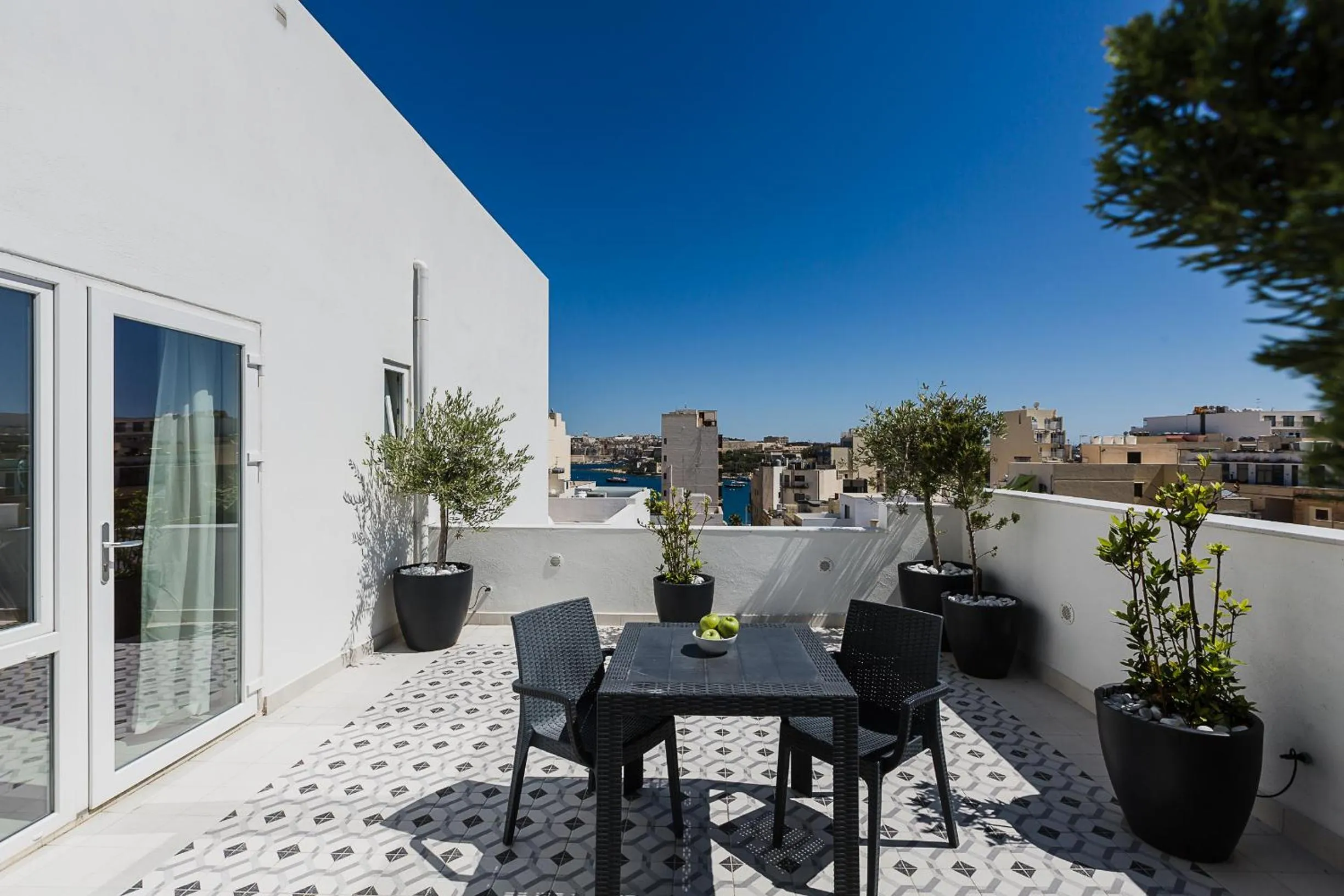 Two Pillows Boutique Hostel