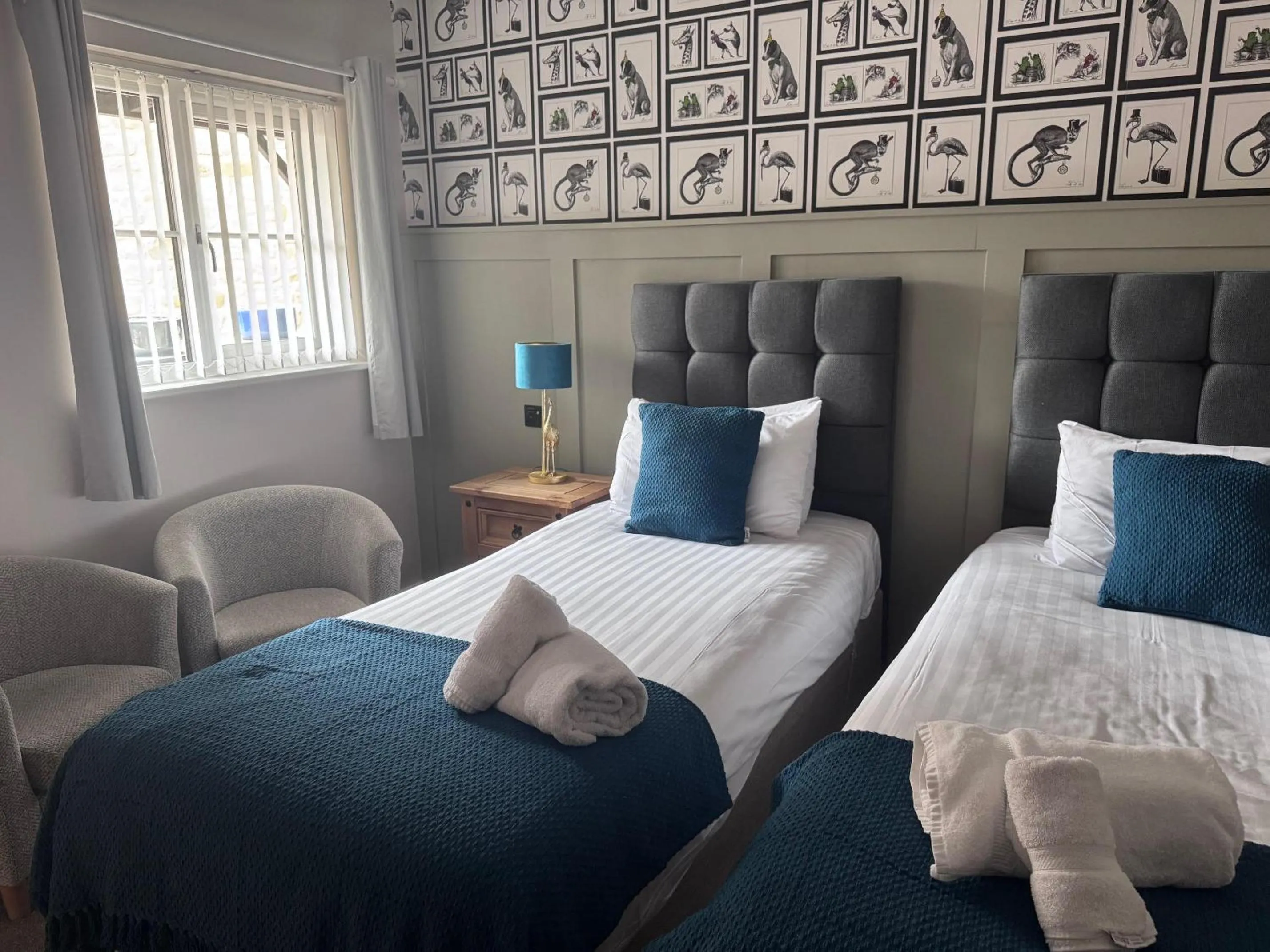 Bed in The Oaks Hotel