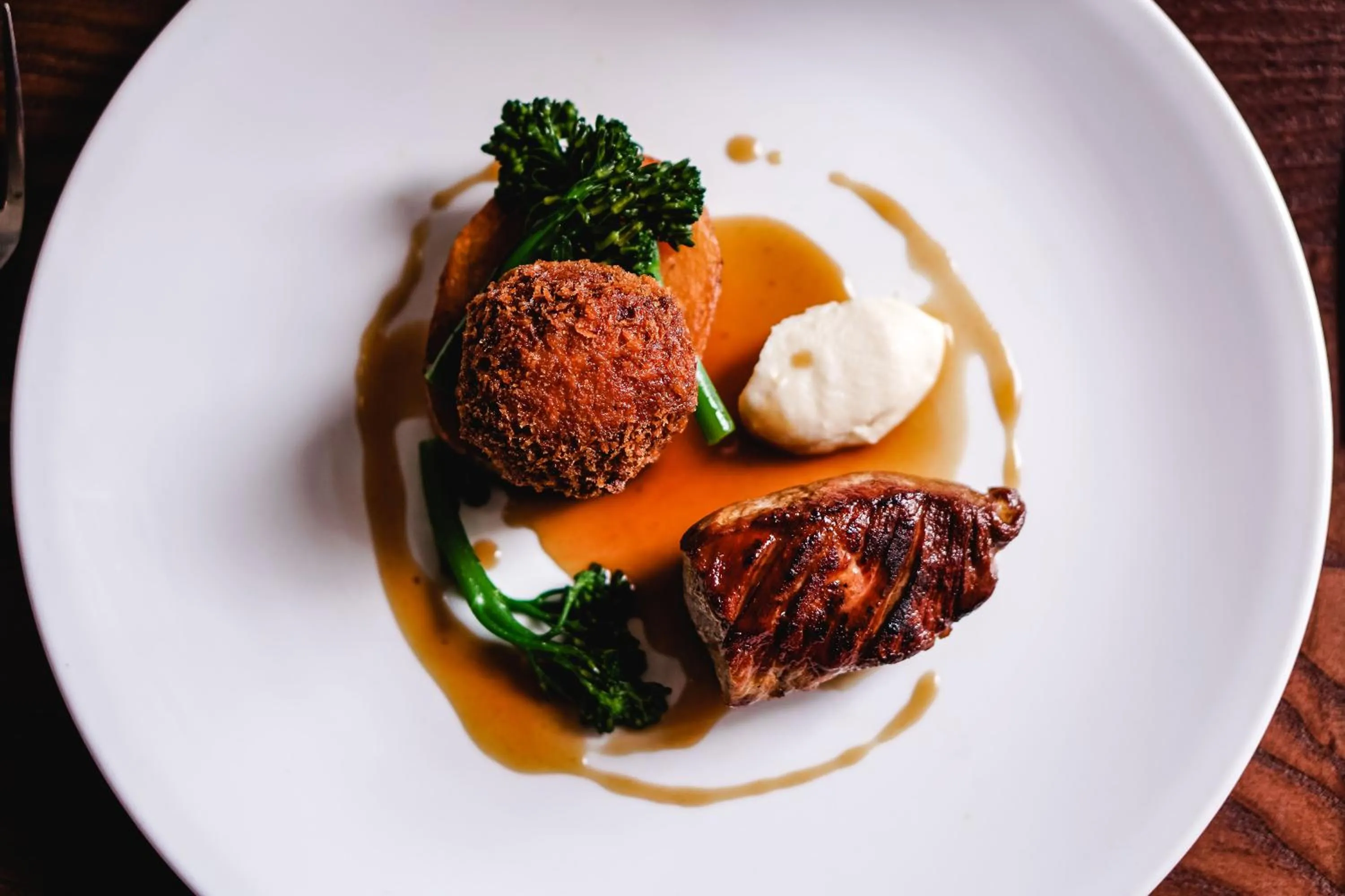 Restaurant/places to eat in Halifax Hall