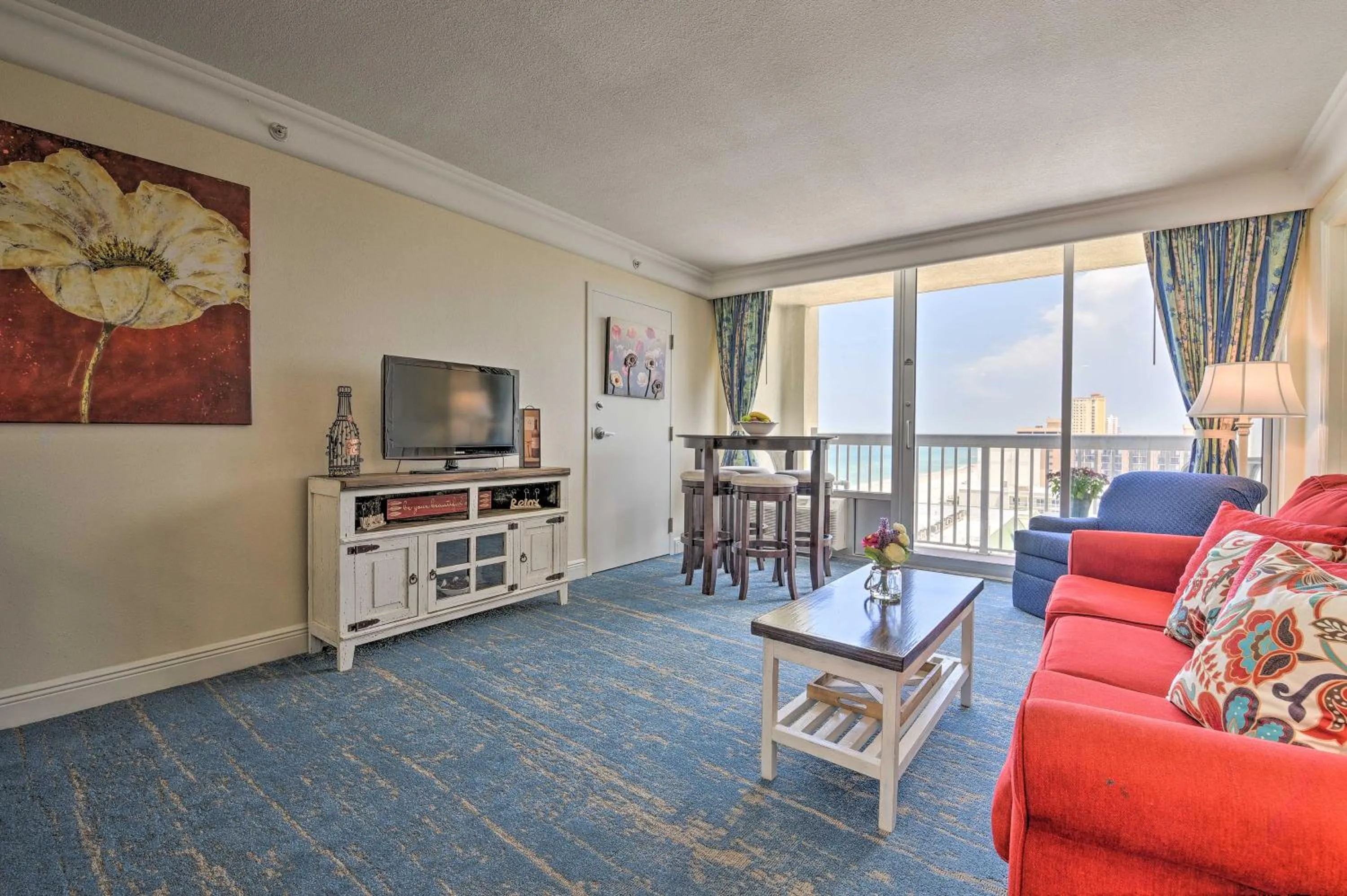 Daytona Beachfront Condo with Ocean View