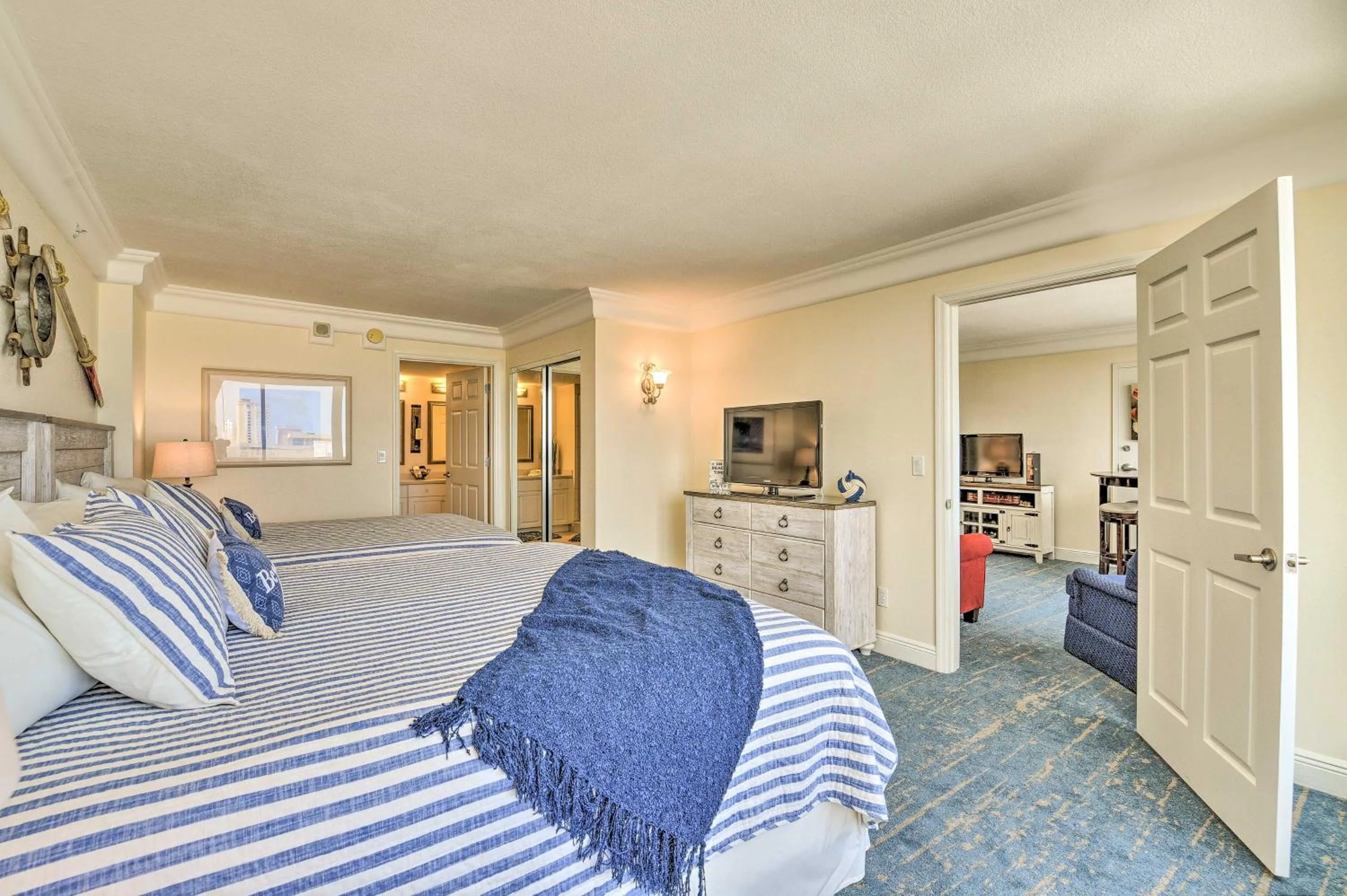 Bed in Daytona Beachfront Condo with Ocean View