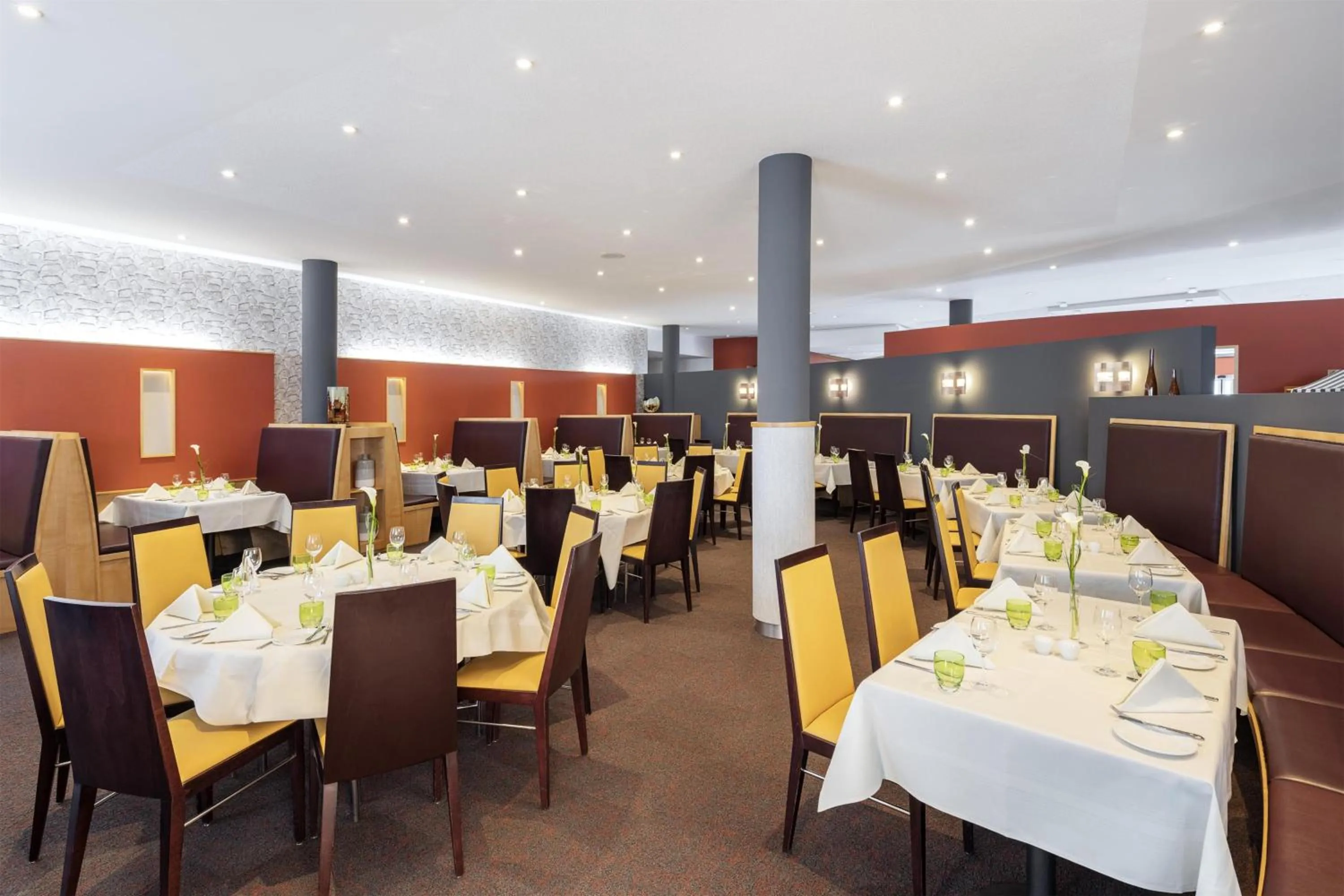 Restaurant/places to eat in NH Leipzig Messe