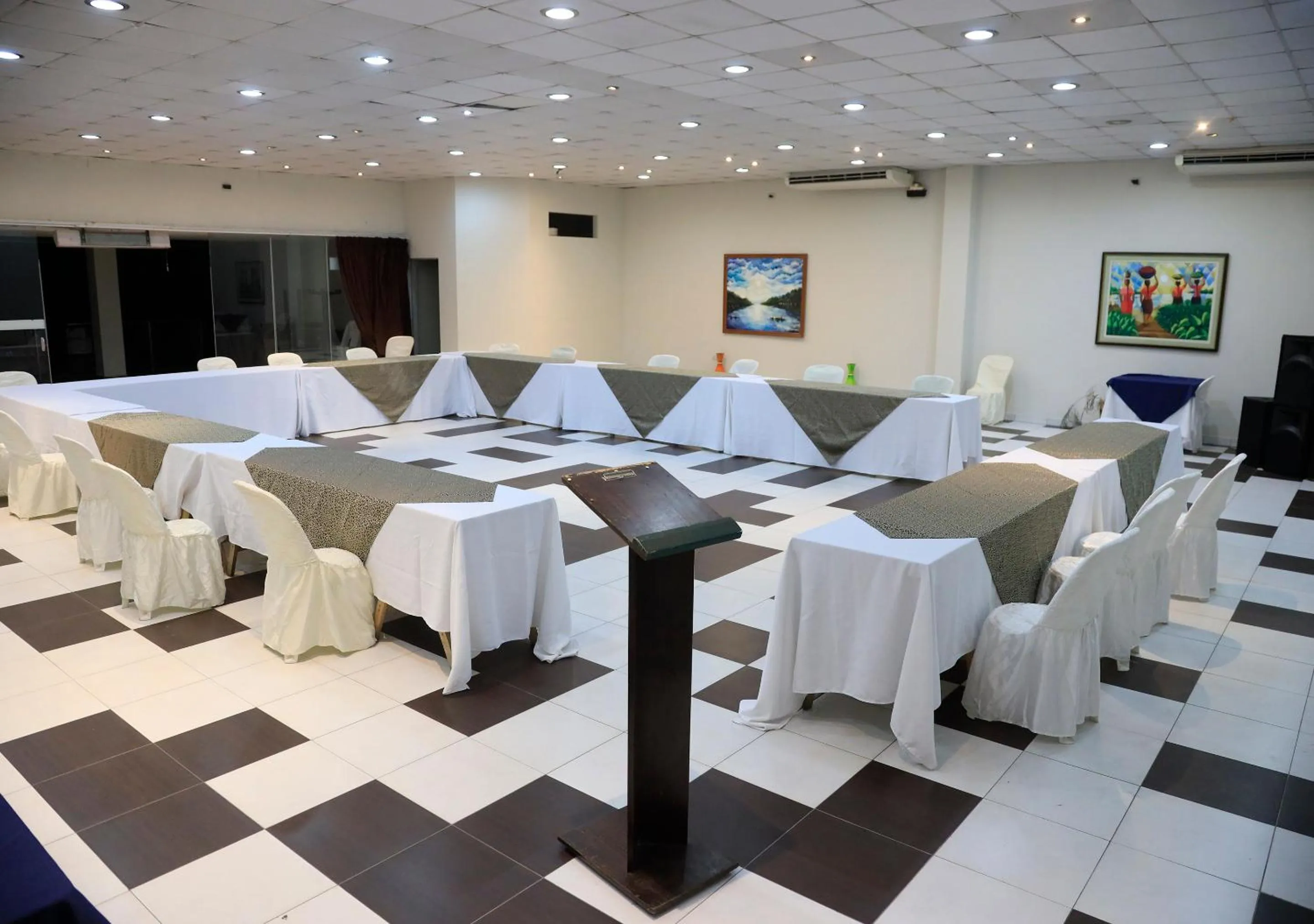 Meeting/conference room in Samiria Jungle Hotel
