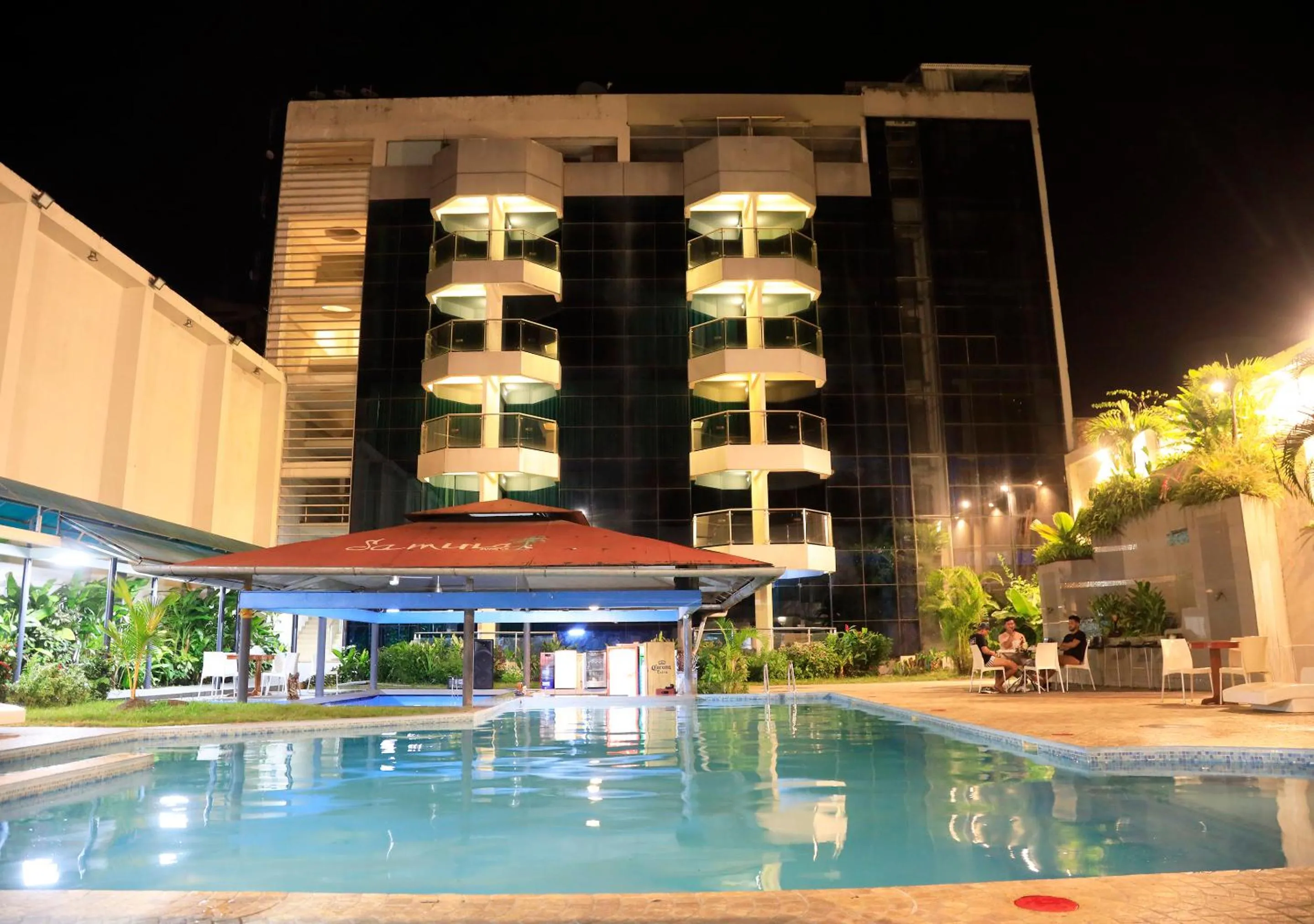 Swimming pool in Samiria Jungle Hotel