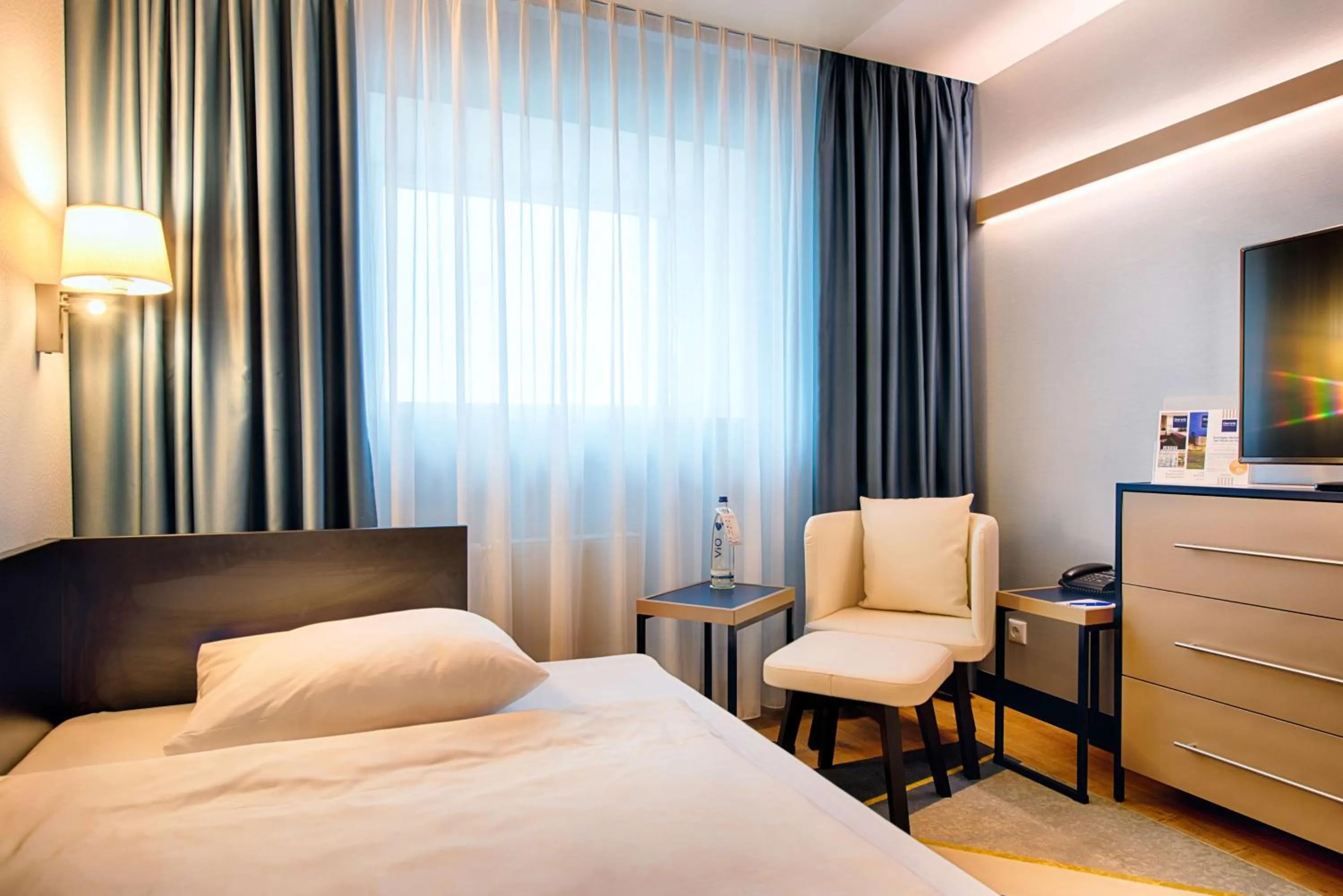 Bedroom, Bed in Congress Hotel Chemnitz