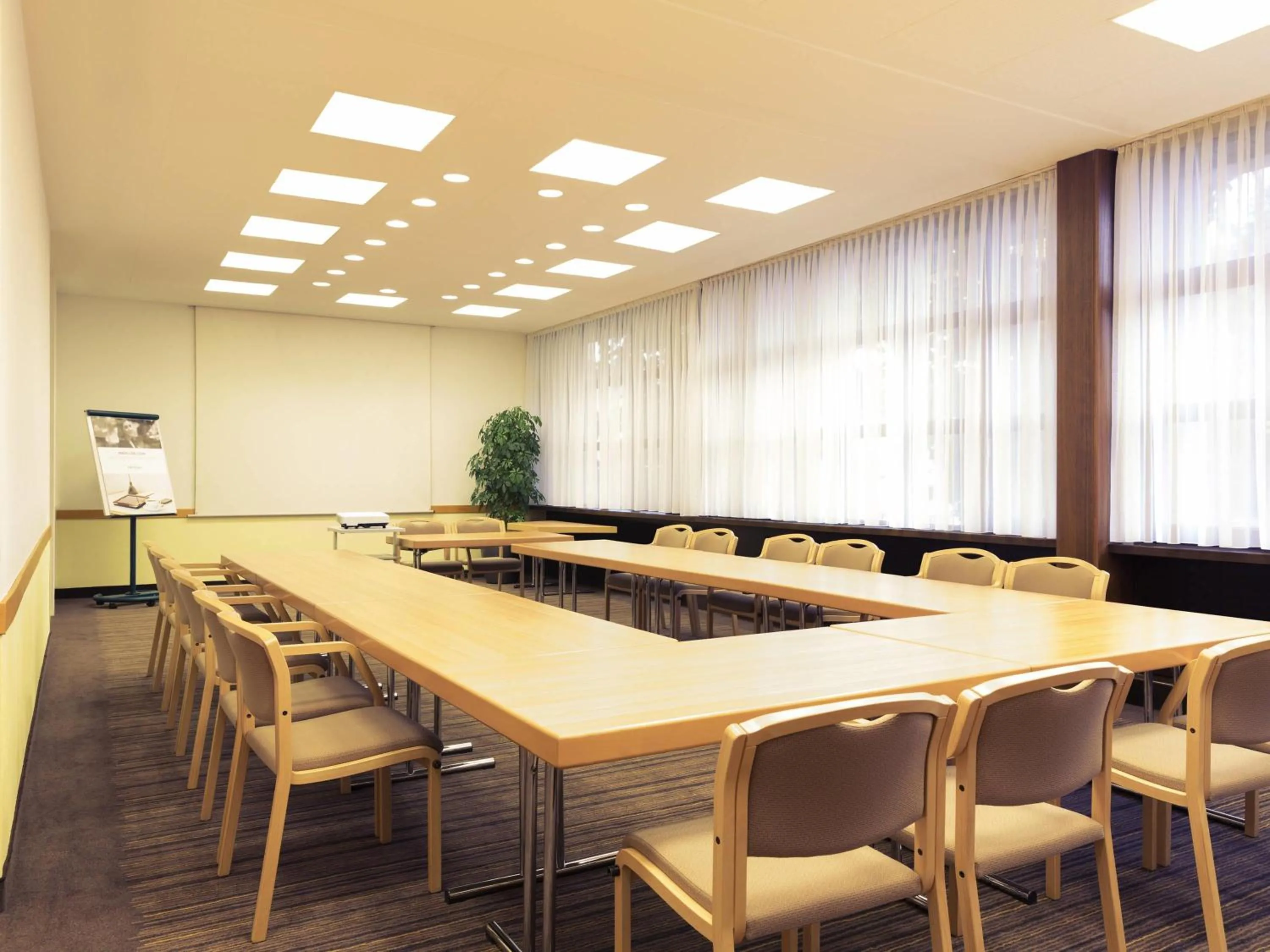 Meeting/conference room in Mercure Hotel am Messeplatz Offenburg