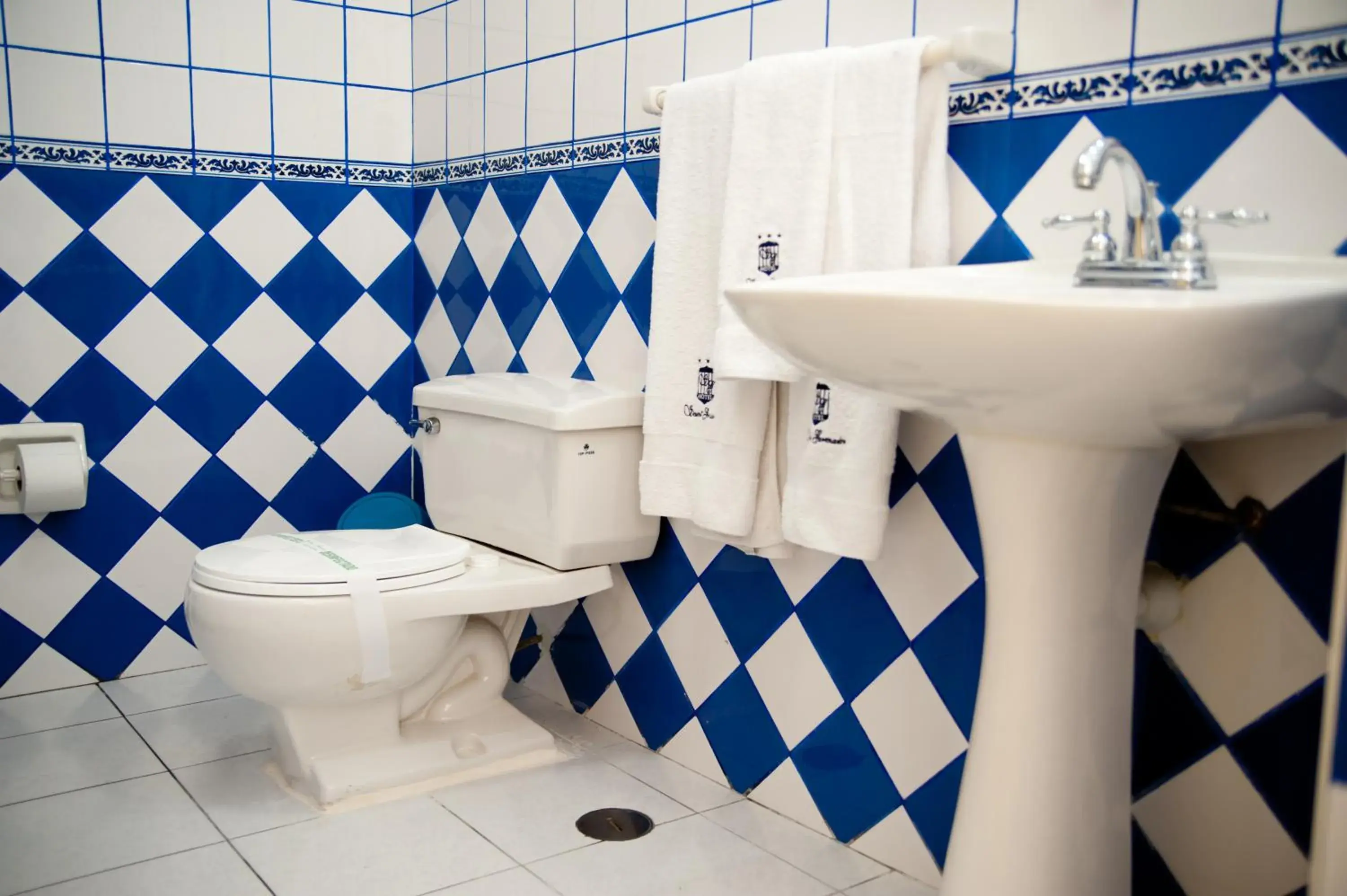 Double Room in Saint Germain Hotel Double Room in Saint Germain Hotel