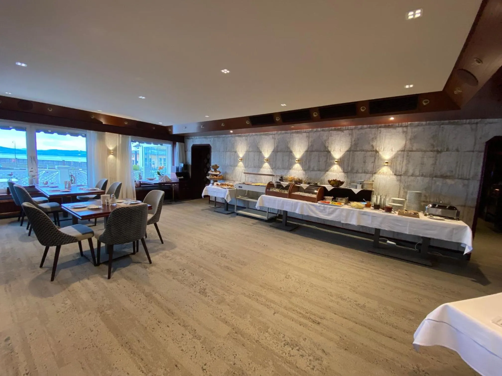 Breakfast in Akzent Hotel Löwen