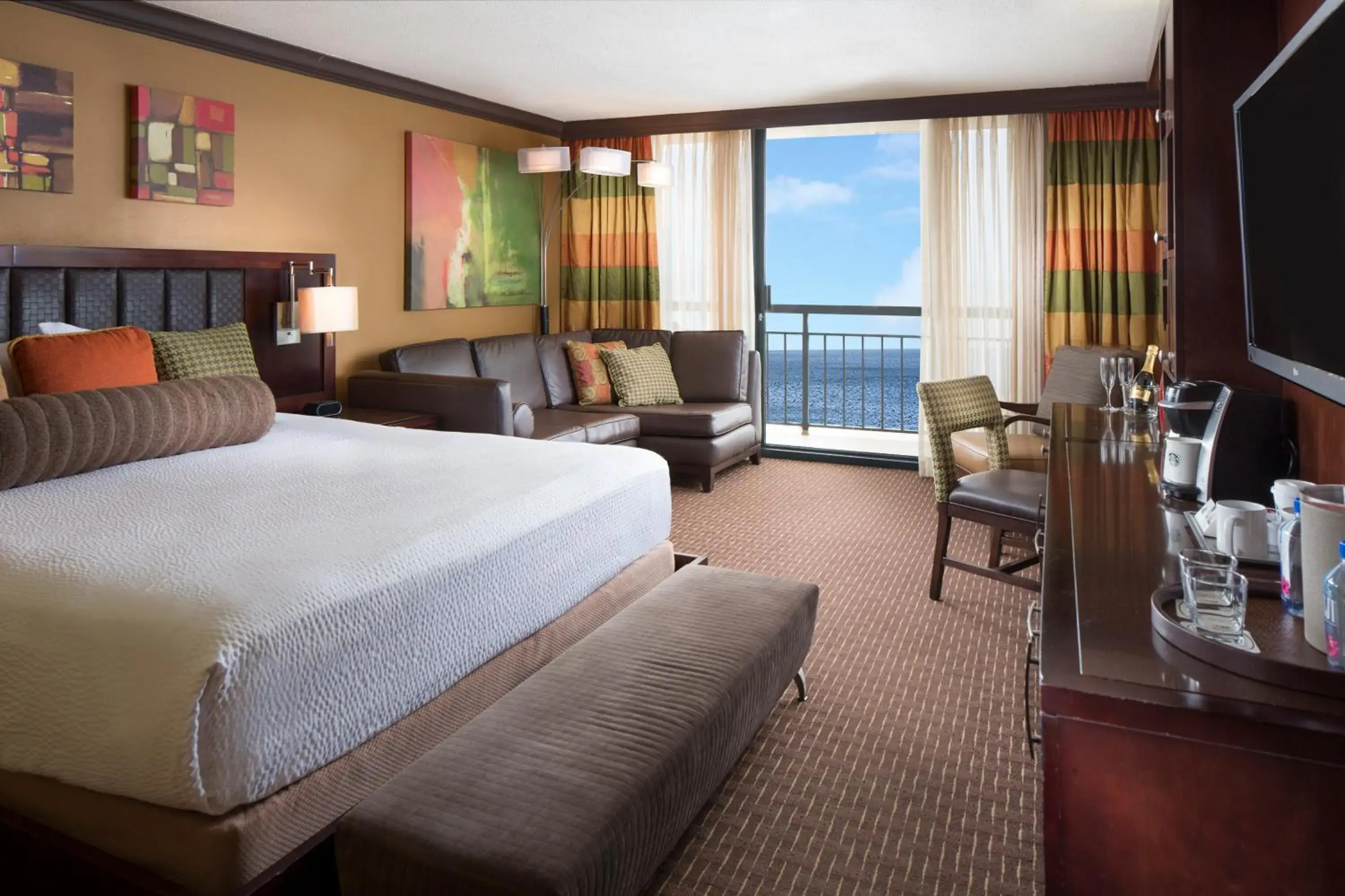 Single Room in The San Luis Resort Spa & Conference Center Single Room in The San Luis Resort Spa & Conference Center