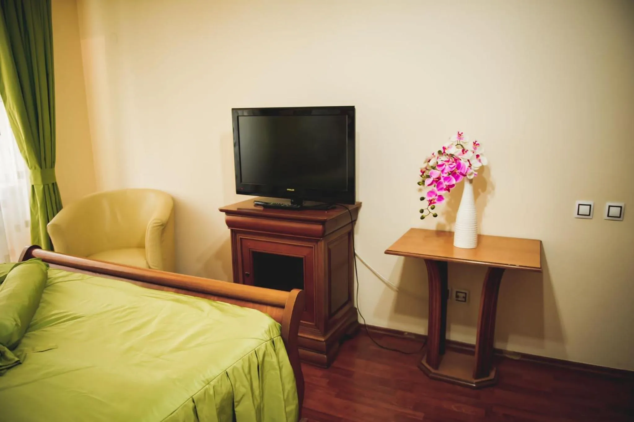 Bed in Hotel Senator