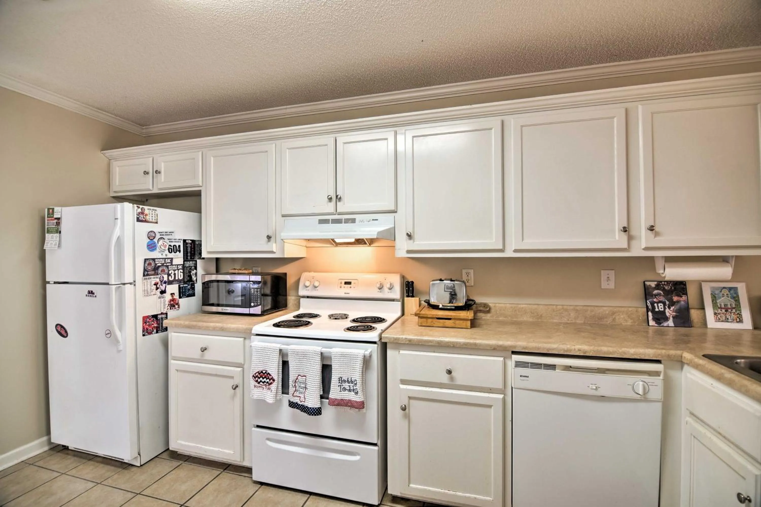 Charming Oxford Home about 1 Mi to Ole Miss Campus