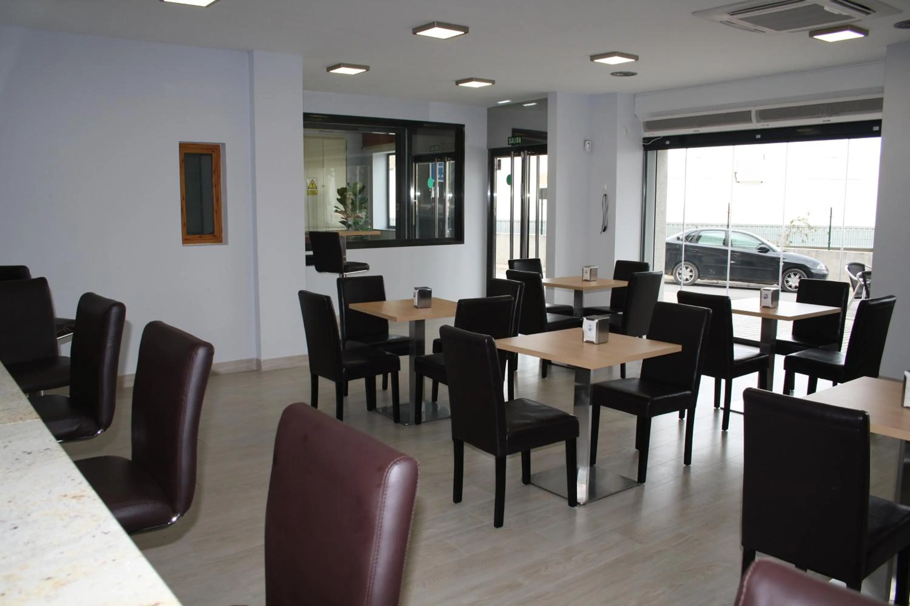 Lounge or bar in Hotel Mar de Aragón