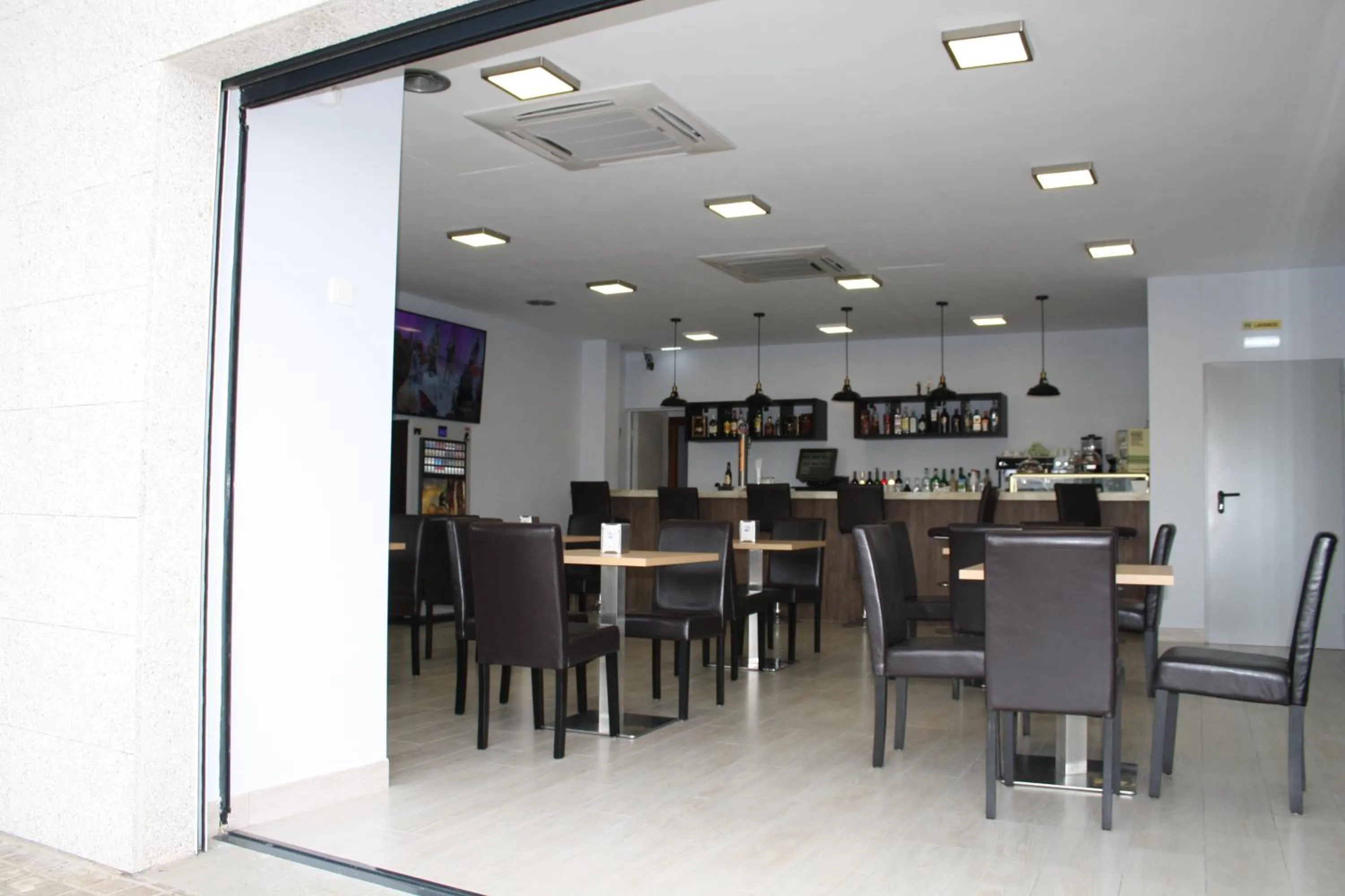 Lounge or bar in Hotel Mar de Aragón