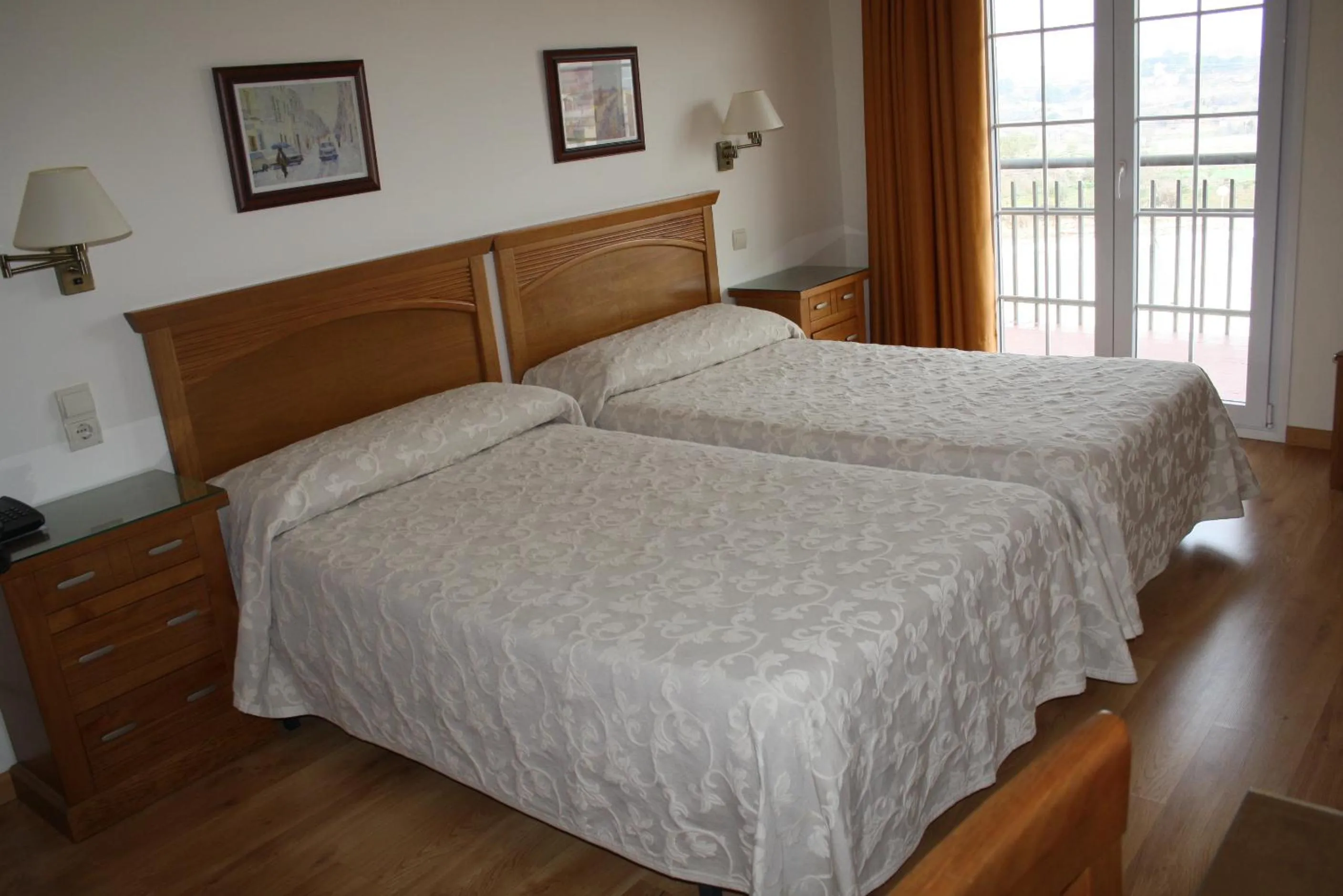 Bed in Hotel Mar de Aragón