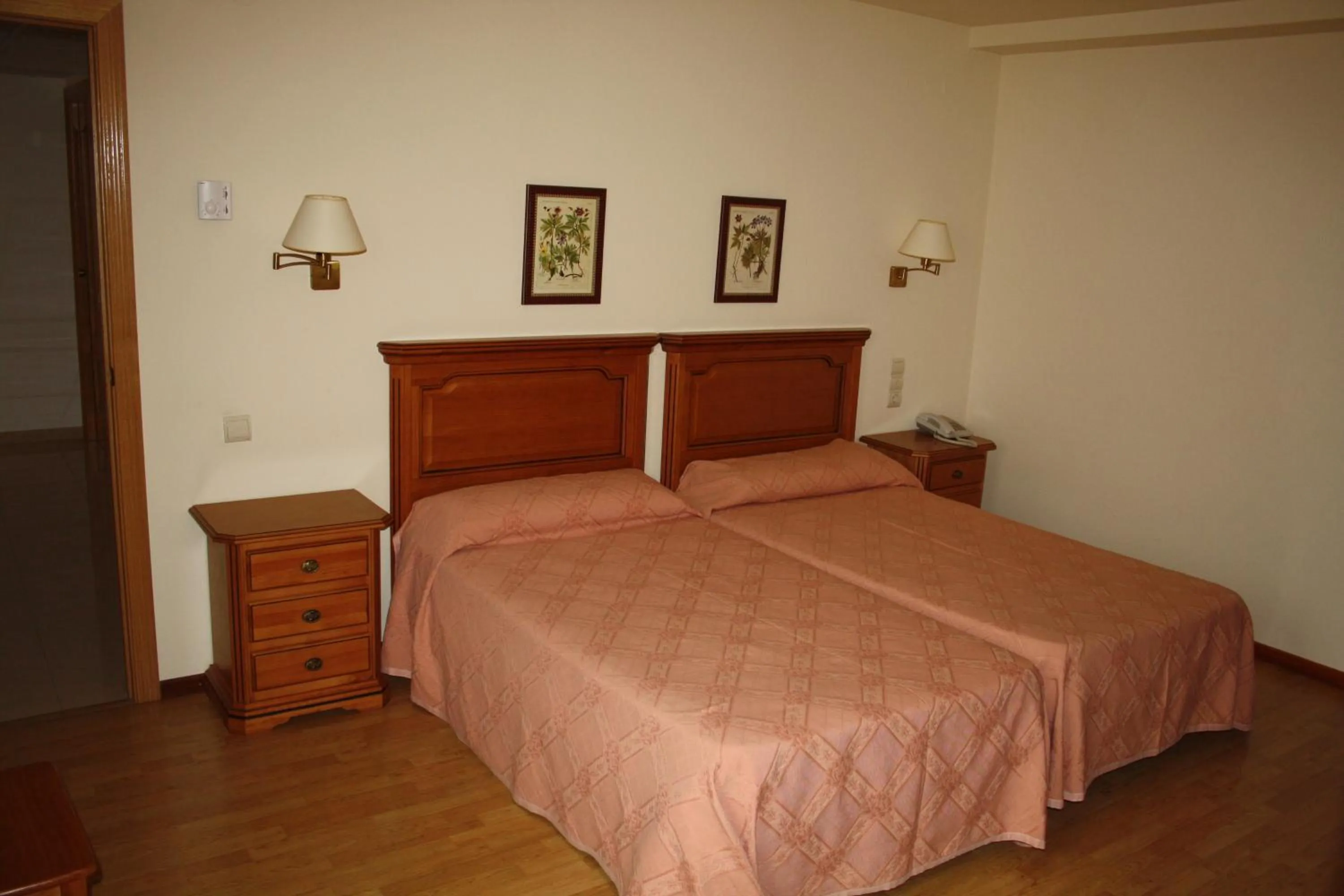 Bed in Hotel Mar de Aragón
