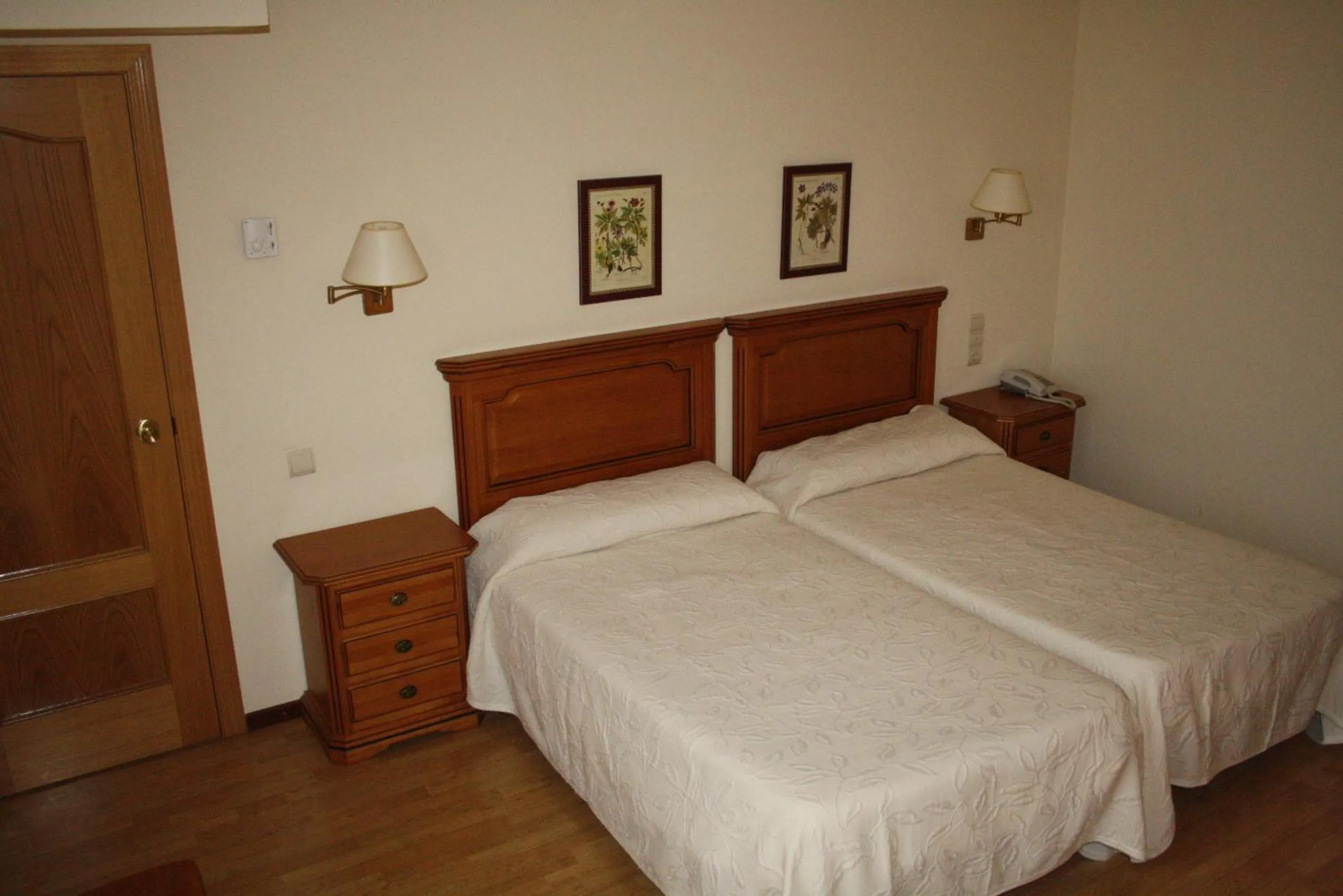Bed in Hotel Mar de Aragón