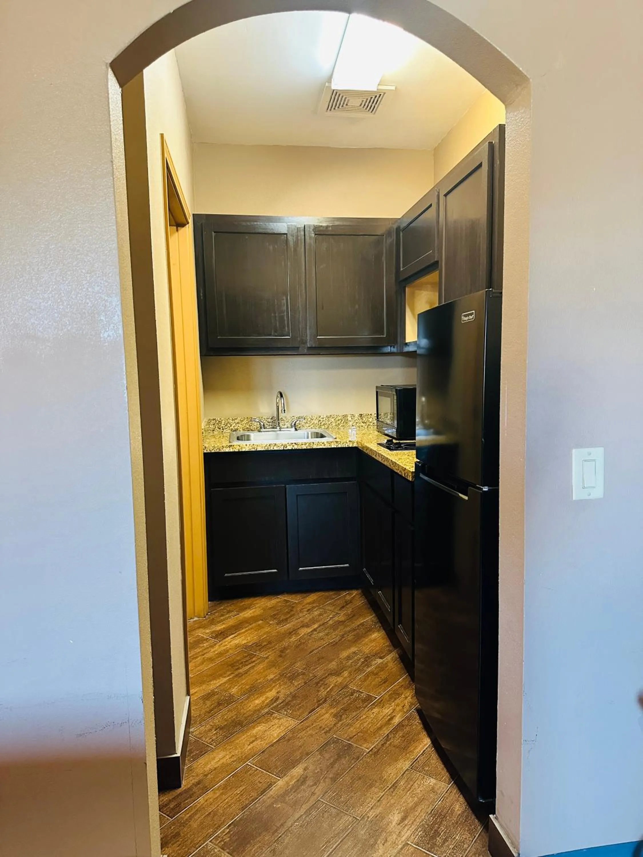 Bathroom in Executive Inn & Suites