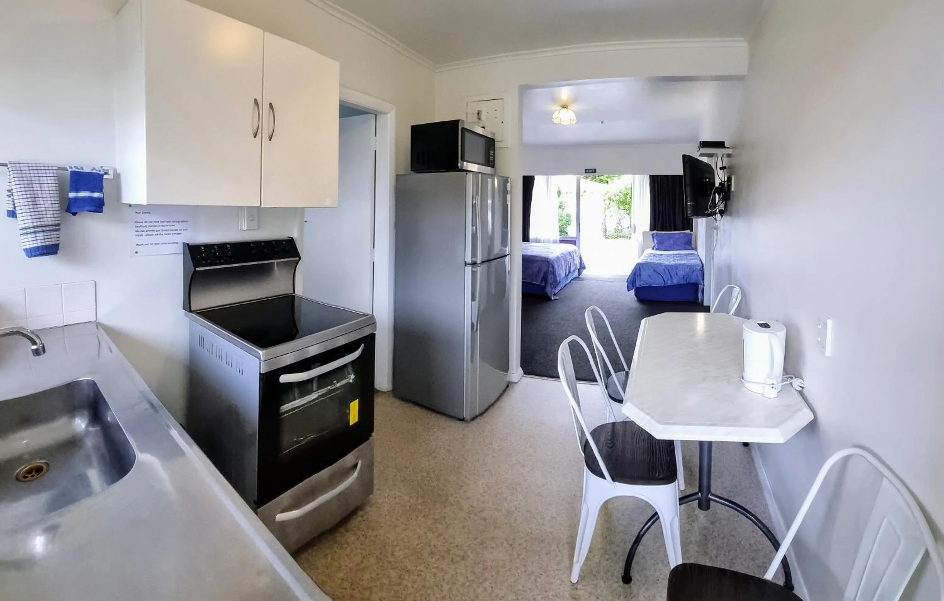 Cambrian Lodge Motel