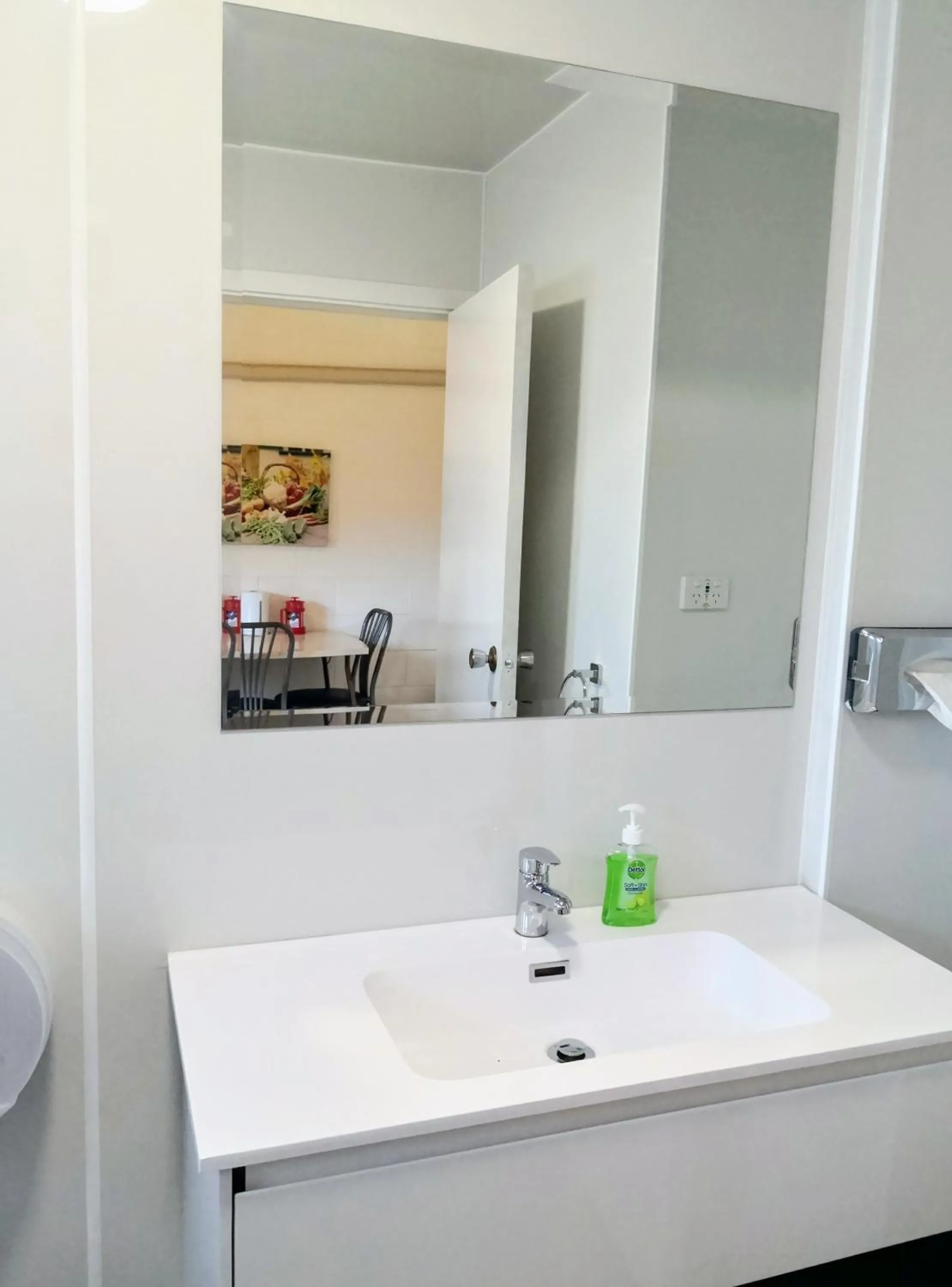 Cambrian Lodge Motel