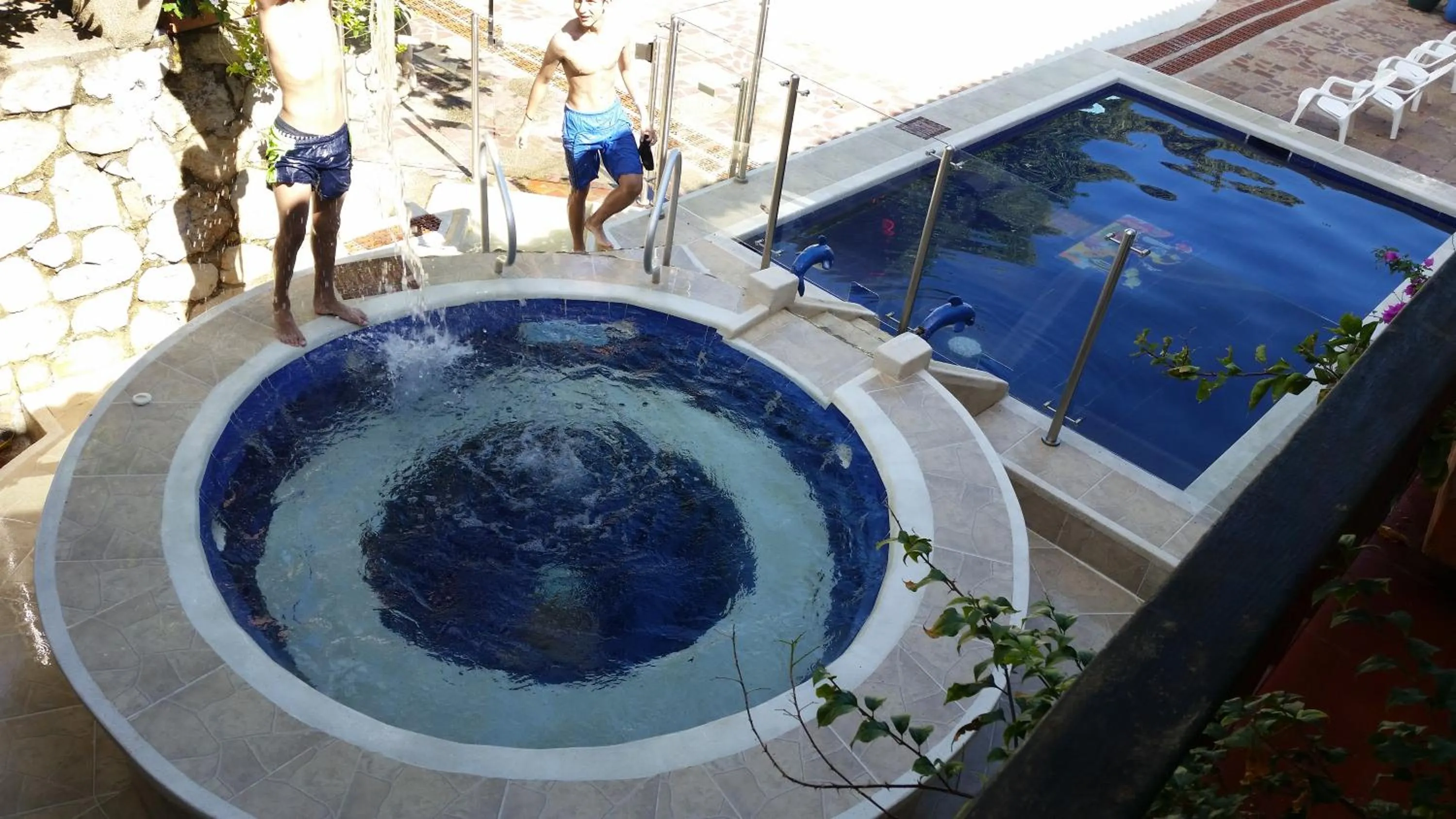 Pool view in Hotel Villa Maritza