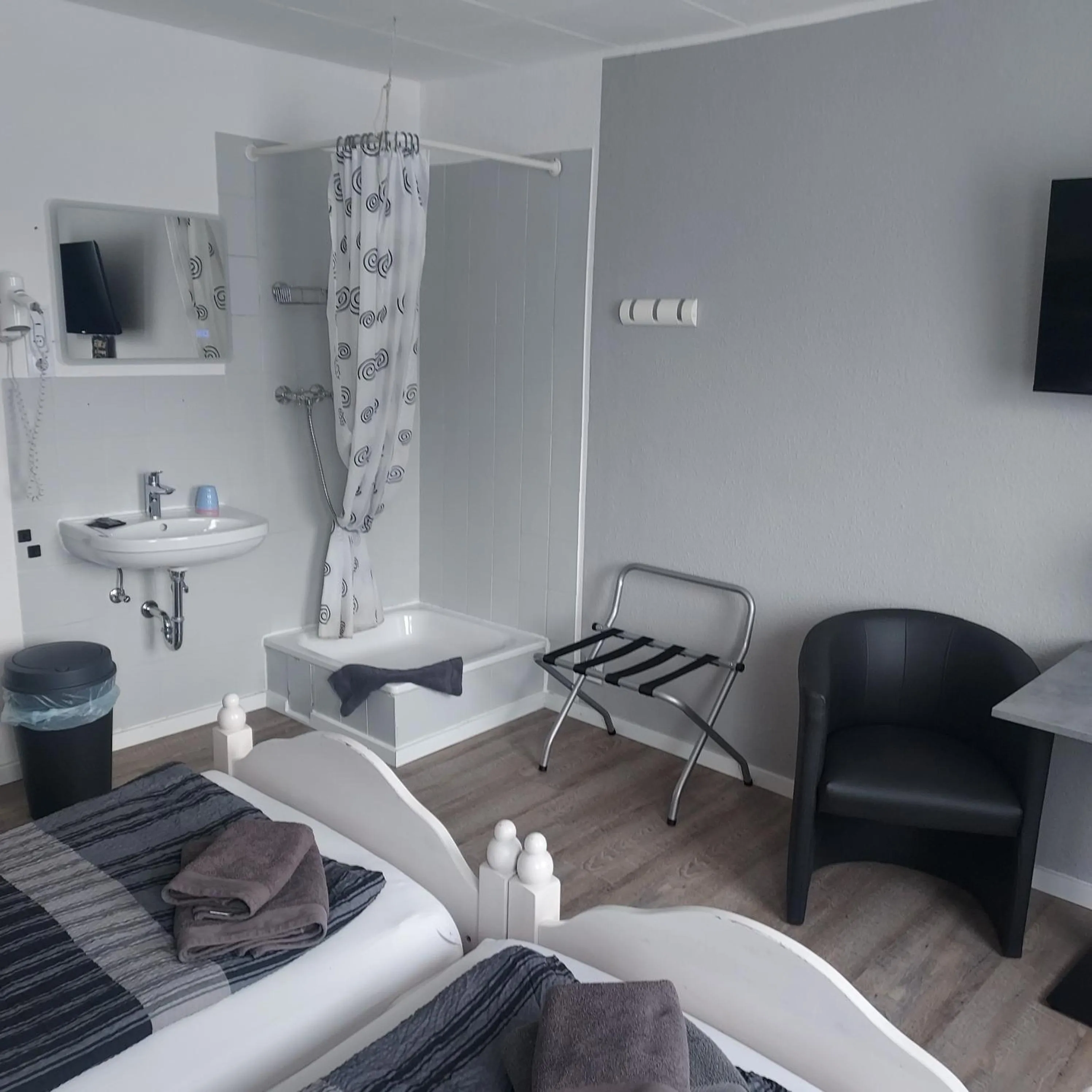 Bed in Landgasthof "Hotel zum Norden"