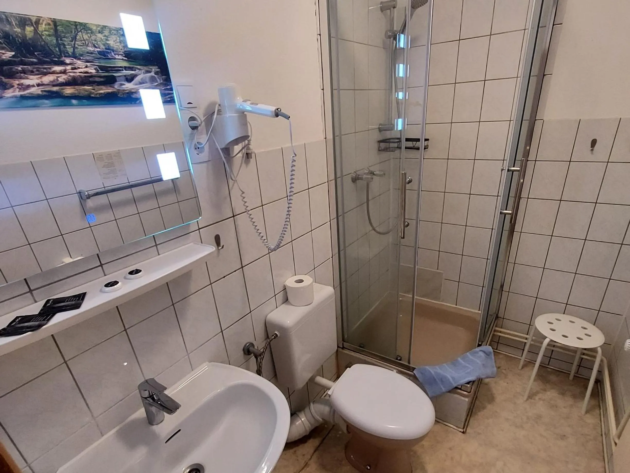 Shower in Landgasthof "Hotel zum Norden"