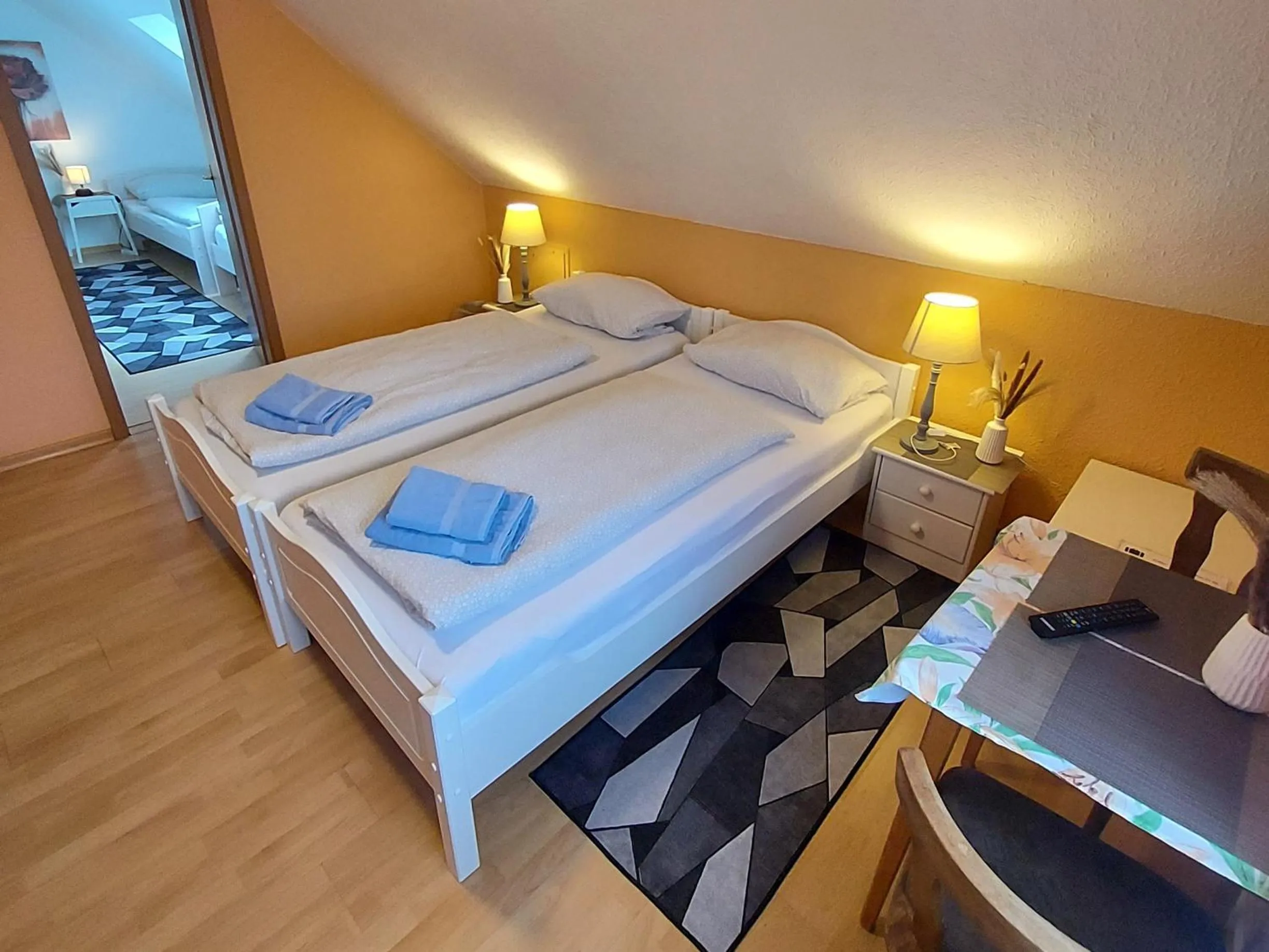 Bed in Landgasthof "Hotel zum Norden"