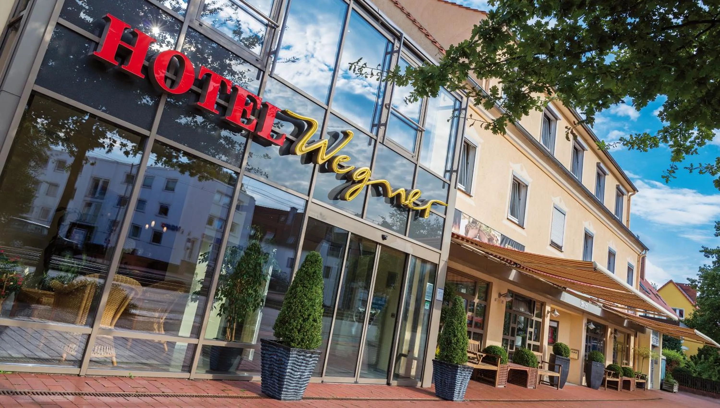 Facade/entrance in Hotel Wegner - T h e culinary art hotel