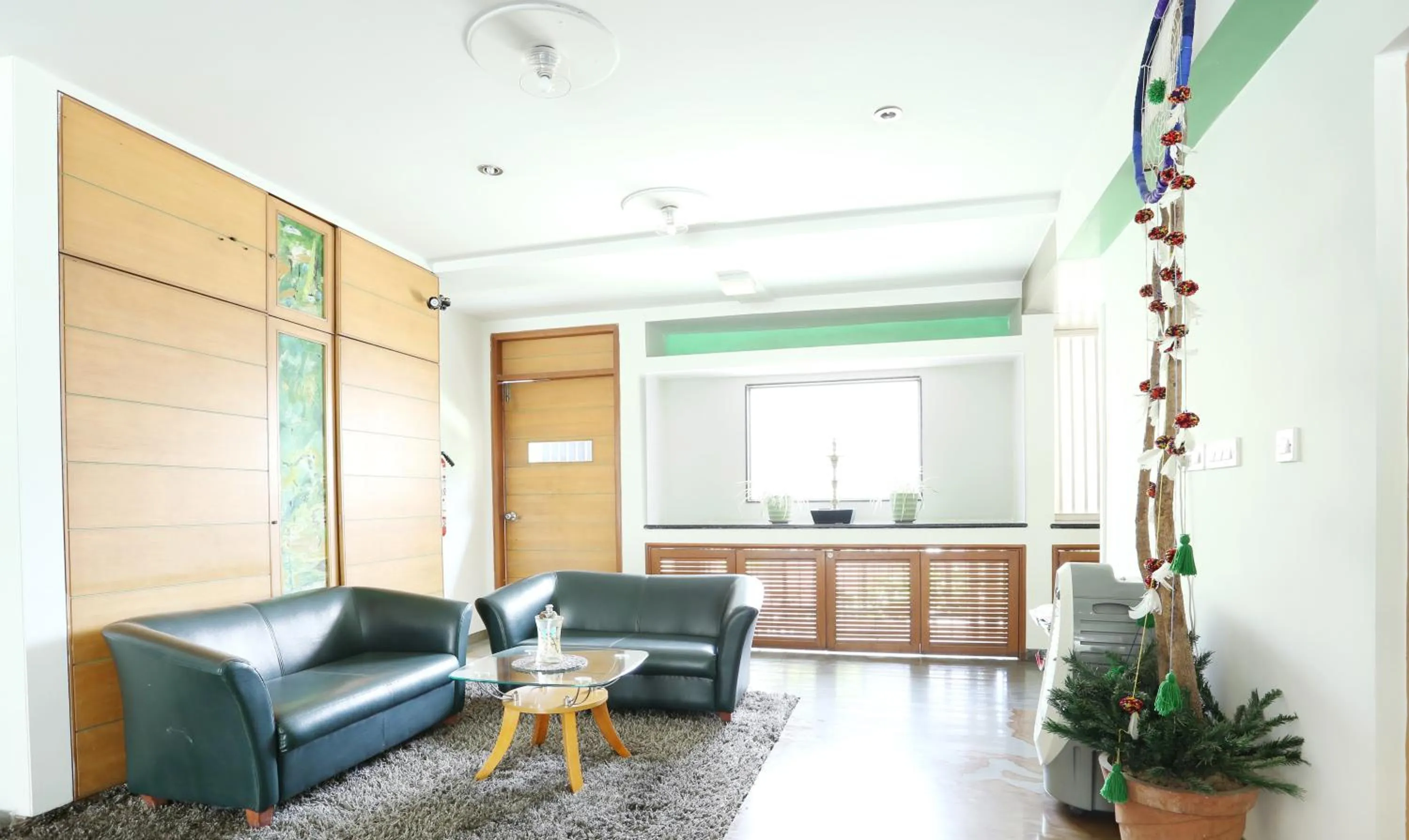 Kitchen or kitchenette in Treebo Edha Suites Koramangala