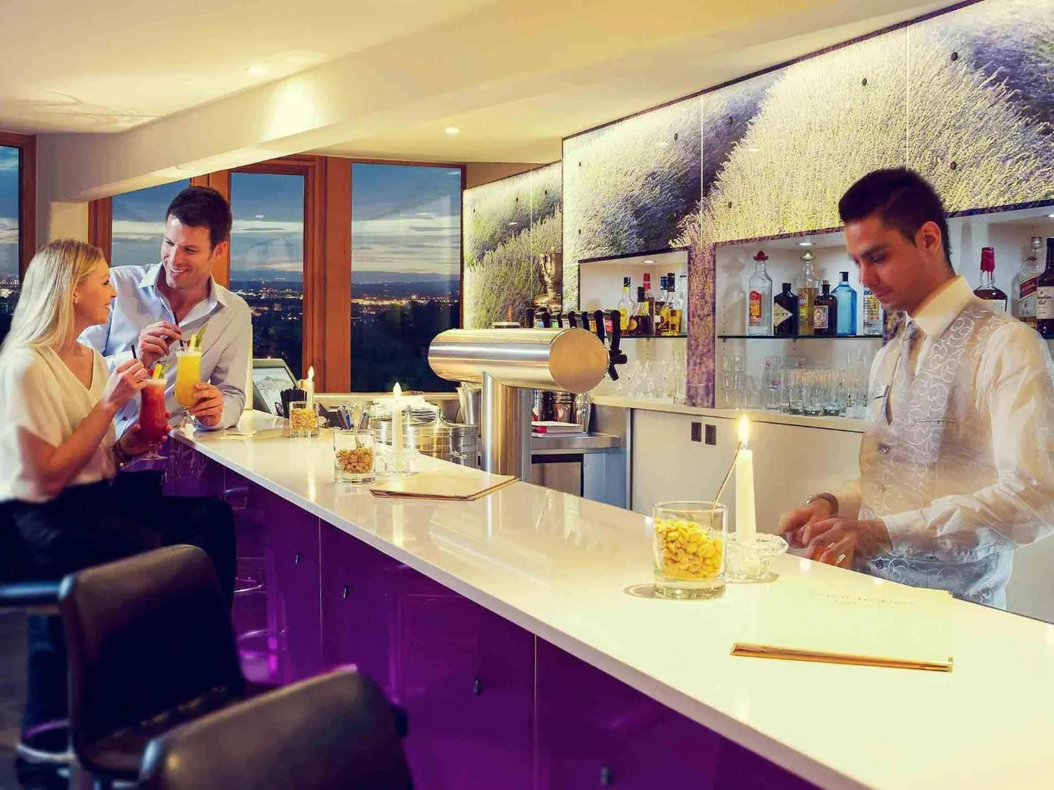 Lounge or bar in Mercure Hotel Panorama Freiburg