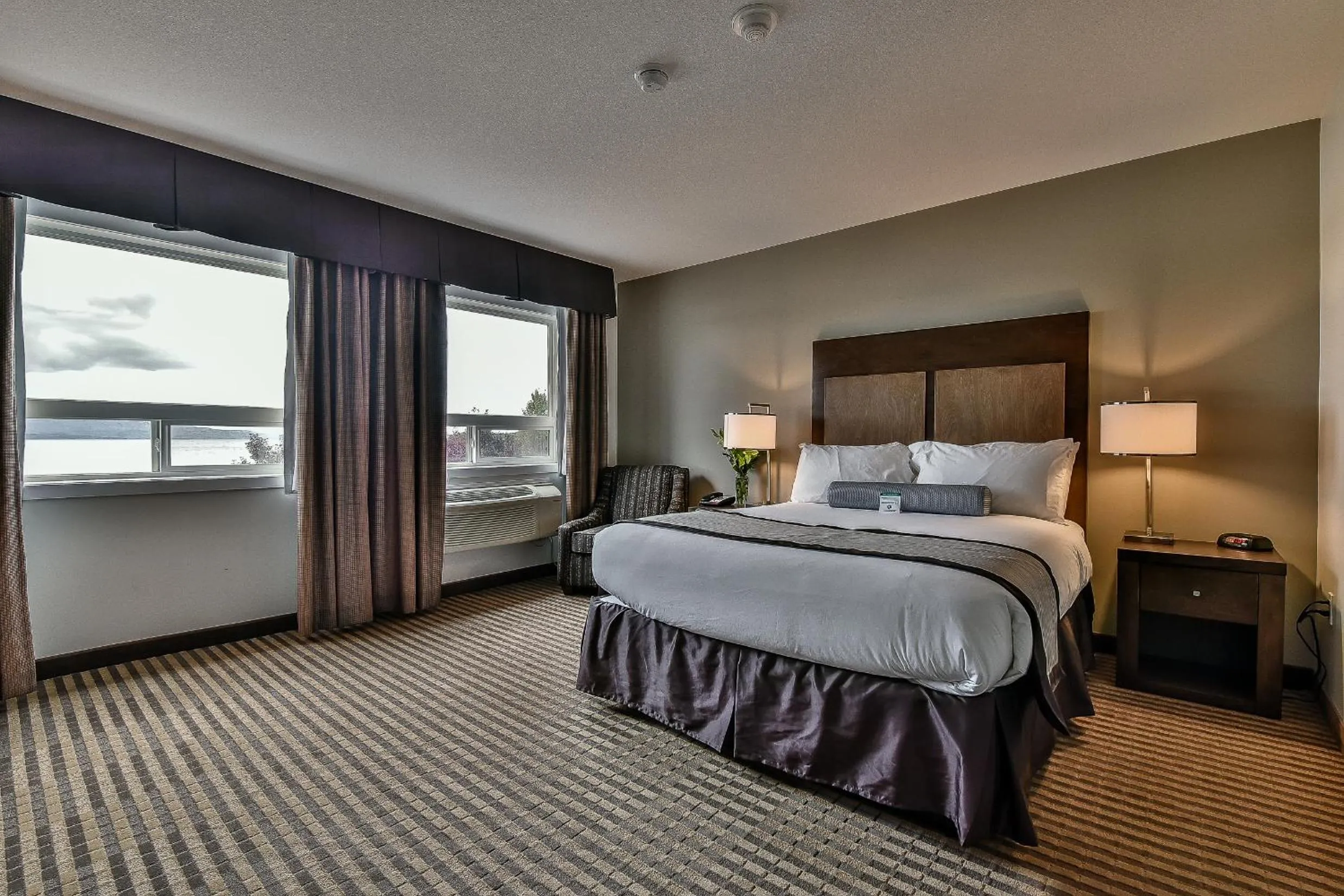 Bedroom, Bed in The View Hotel