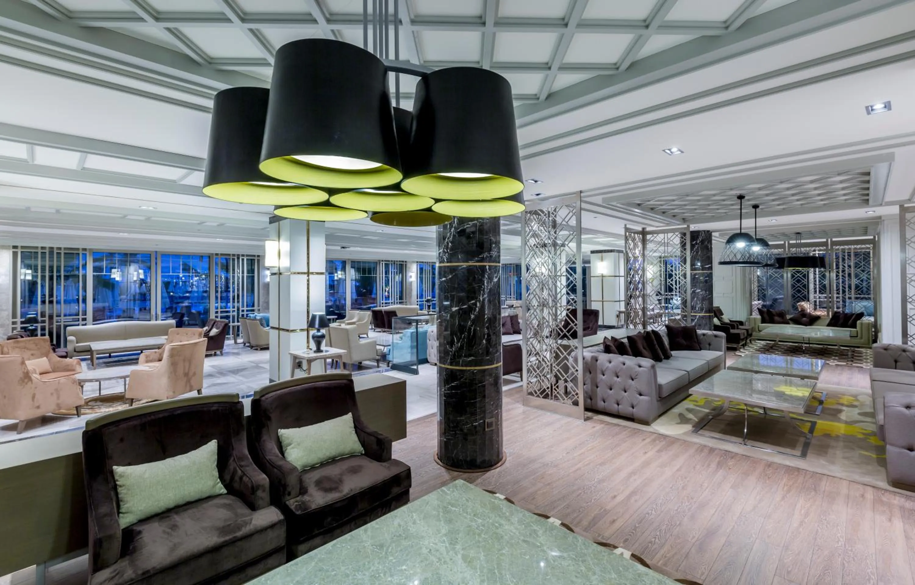 Lobby or reception in Bellis Deluxe Hotel & Heated for Winter Aqua Park