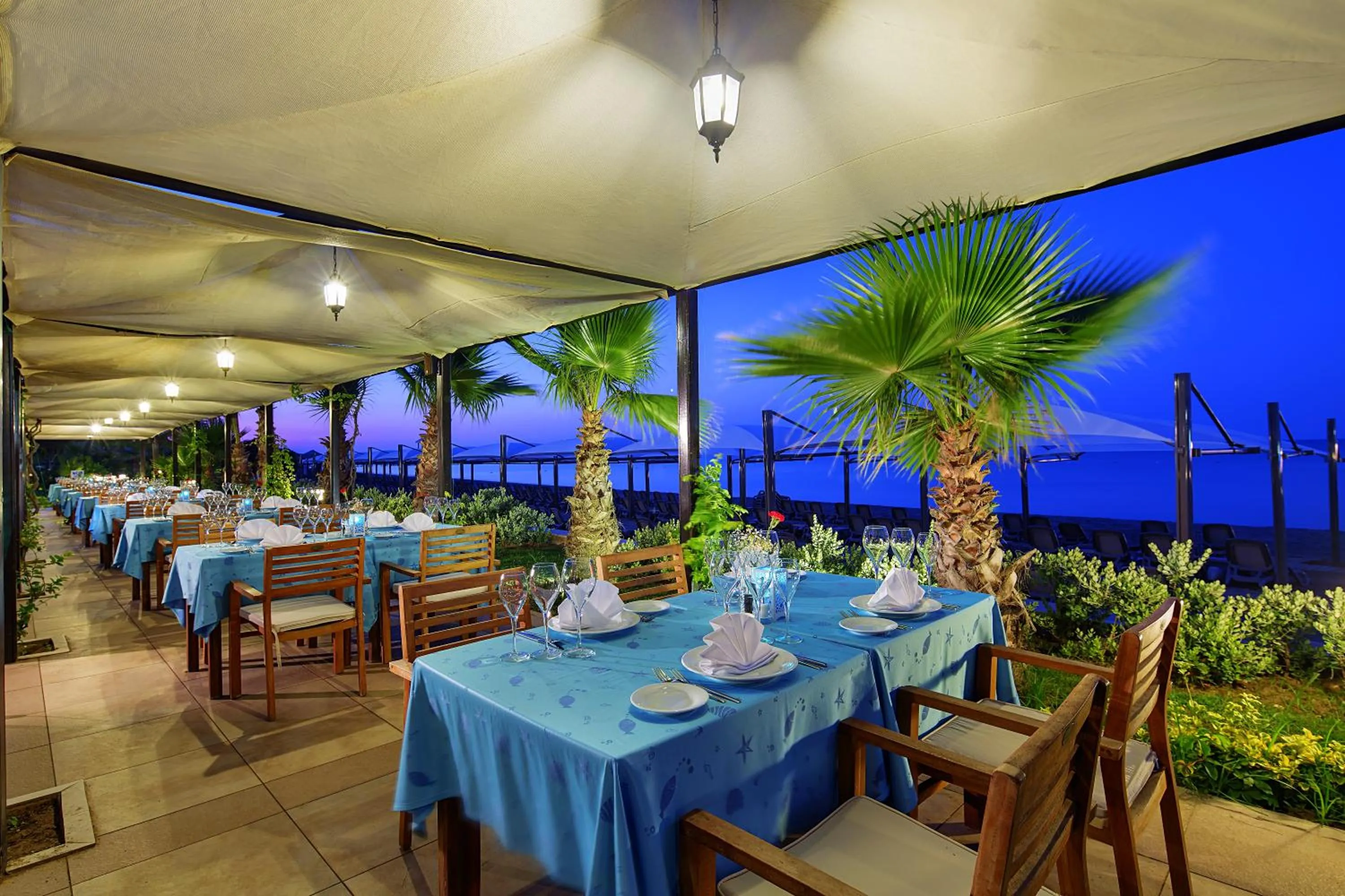 Food and drinks in Bellis Deluxe Hotel & Heated for Winter Aqua Park