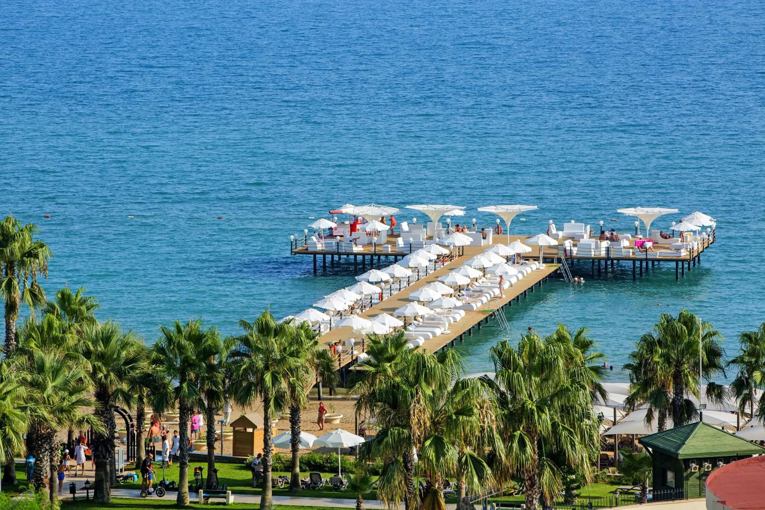 Activities in Bellis Deluxe Hotel & Heated for Winter Aqua Park