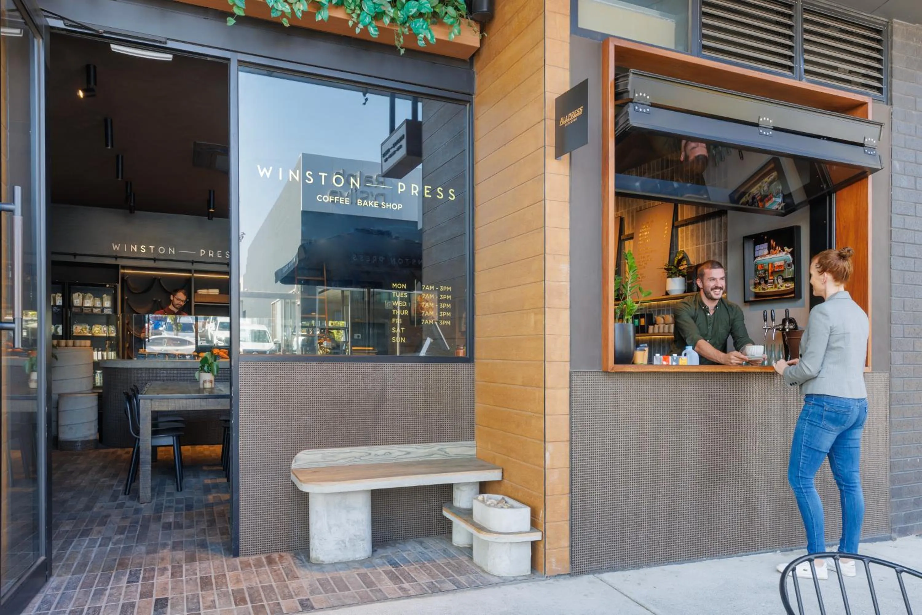 Restaurant/places to eat in Quest Preston