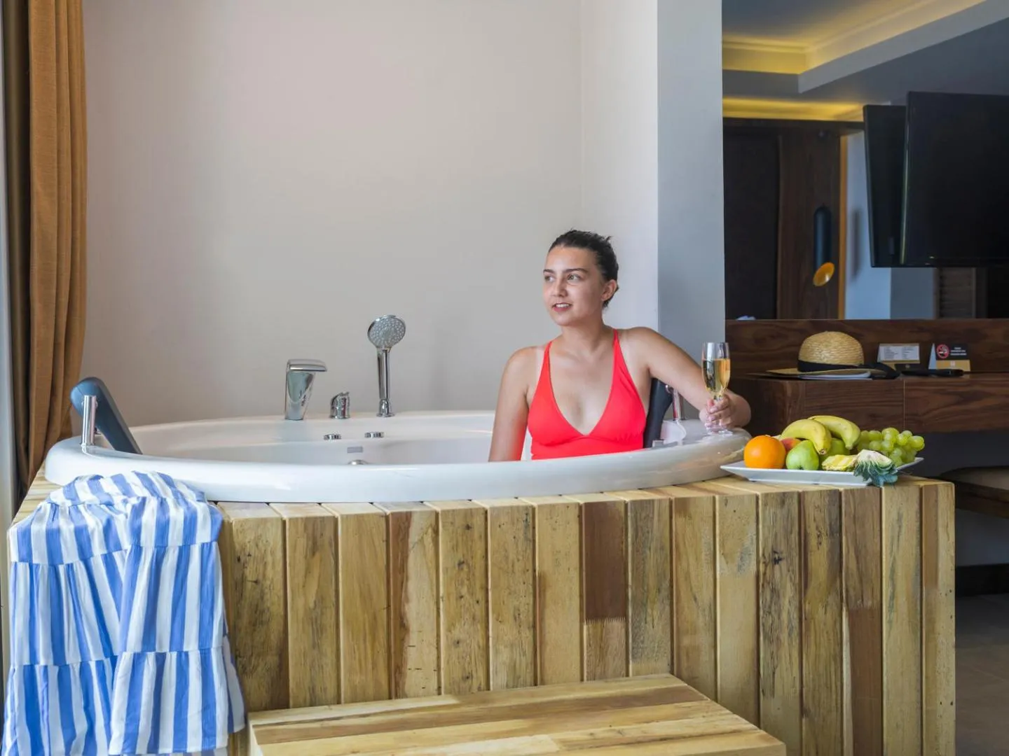 People in Orka Sunlife Resort Hotel and Aquapark