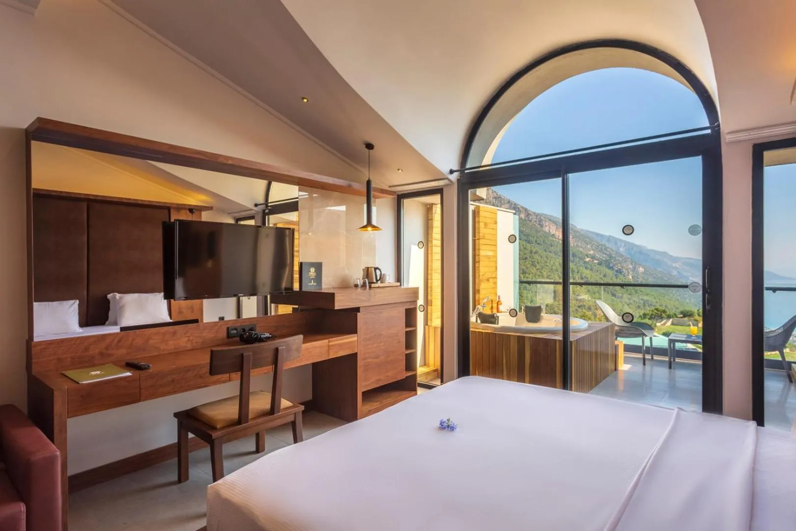 Bed in Orka Sunlife Resort Hotel and Aquapark