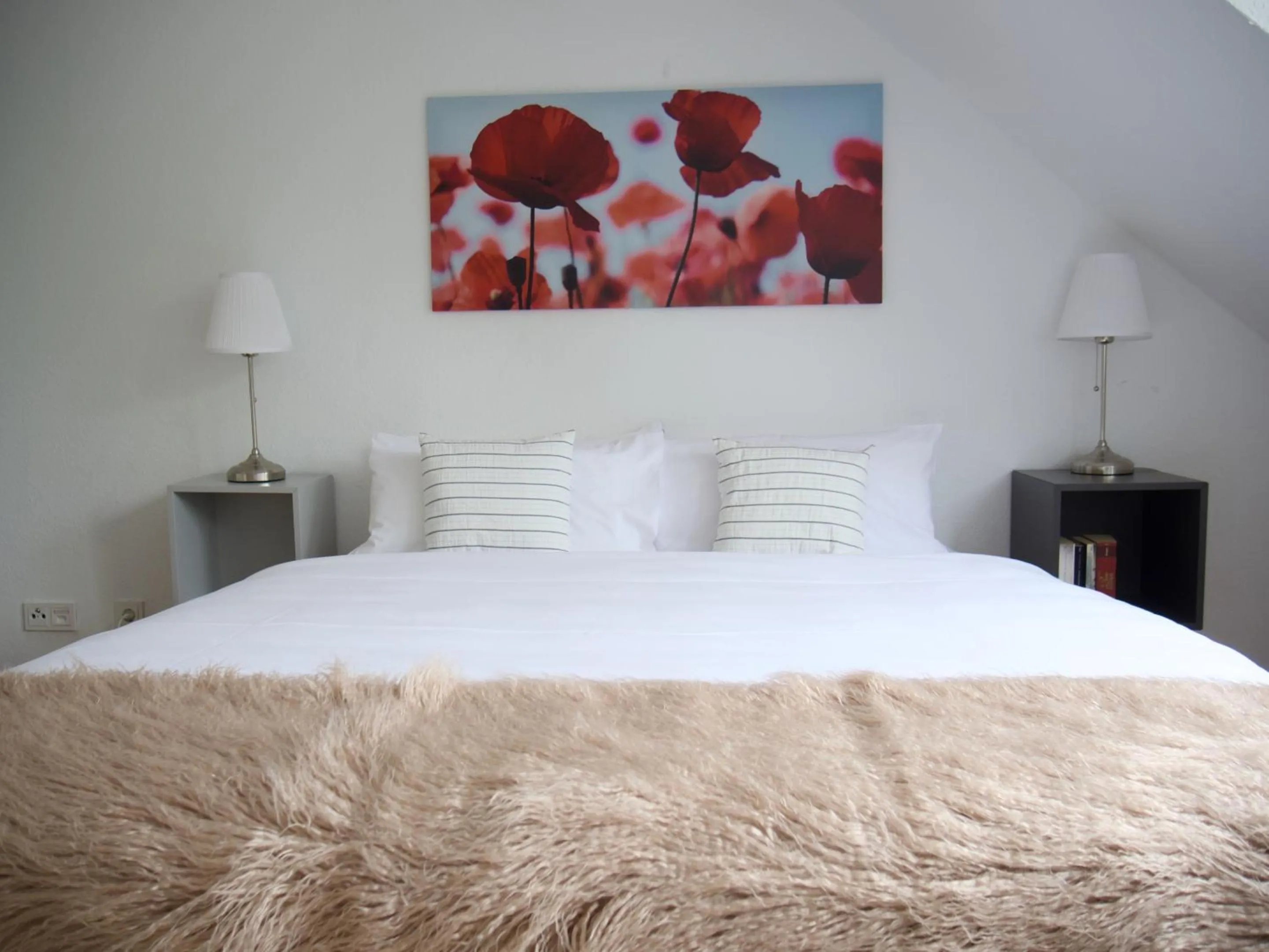 Bedroom, Bed in Hotel Fährhaus km734