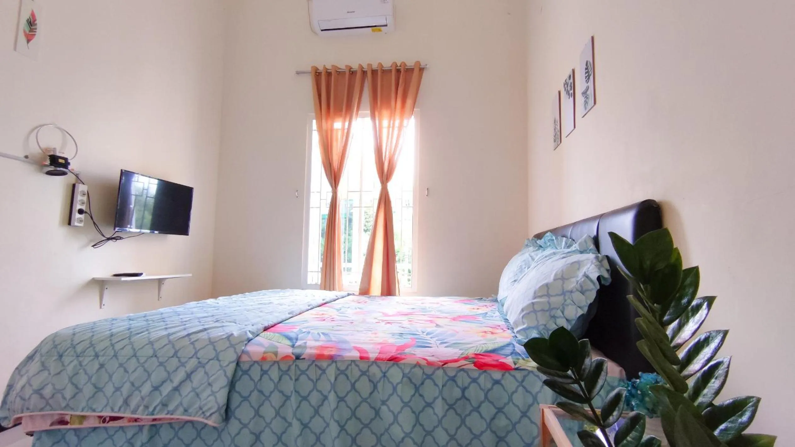 Bed in Surabaya Homey near ITS Syariah