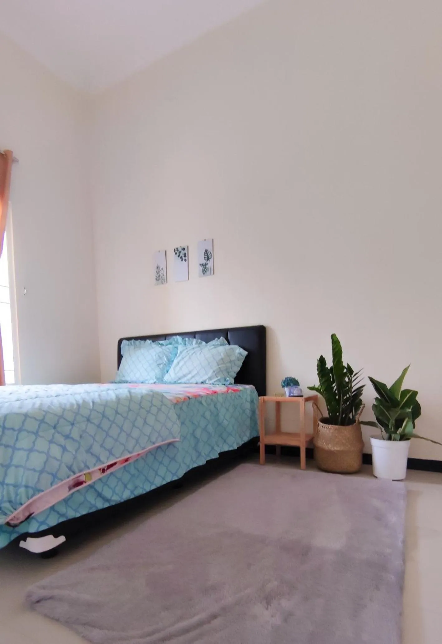 Bed in Surabaya Homey near ITS Syariah