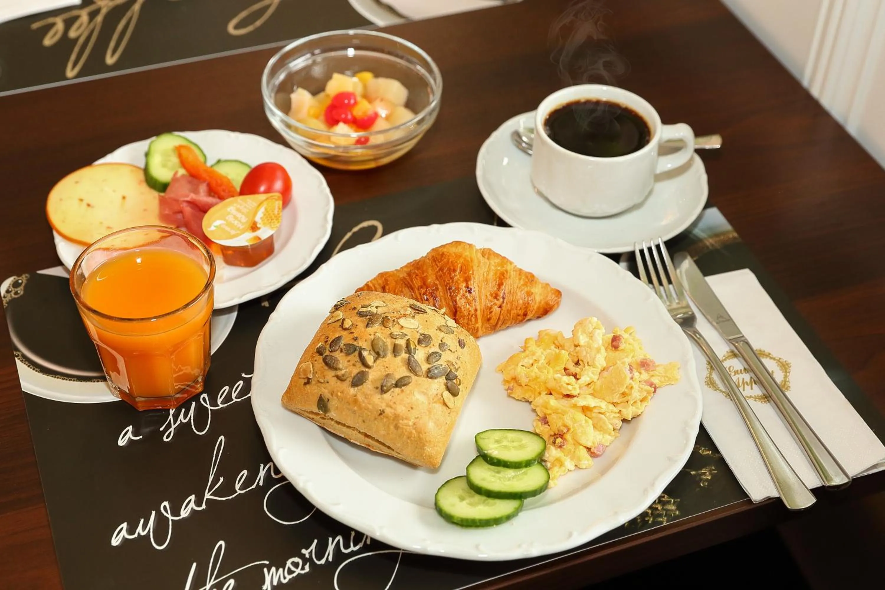 Buffet breakfast in Arena Hotel